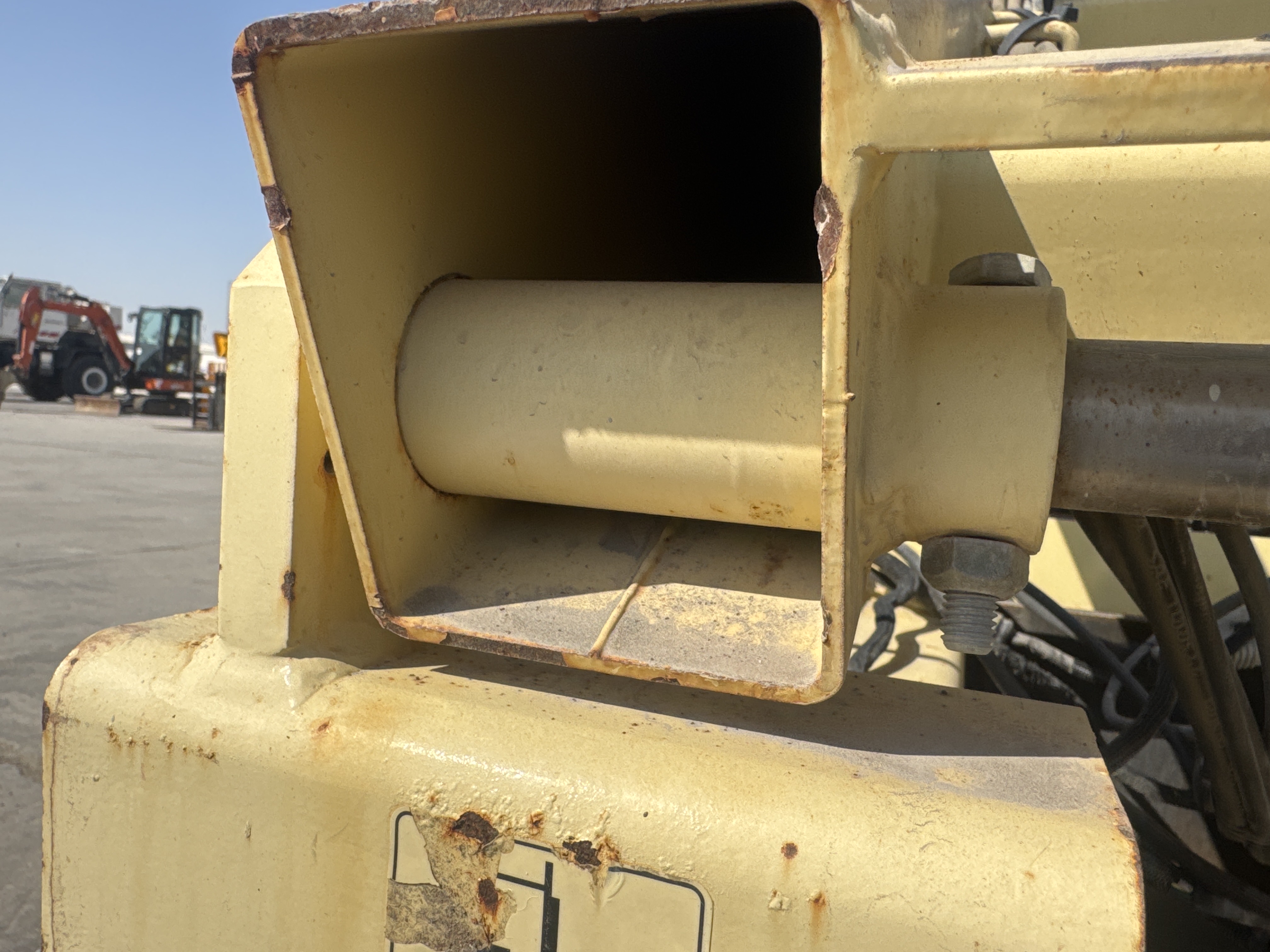 SLA-019-JLG-3246ES-Scissor-lifts-inspection-Structure-Pin-connections-1