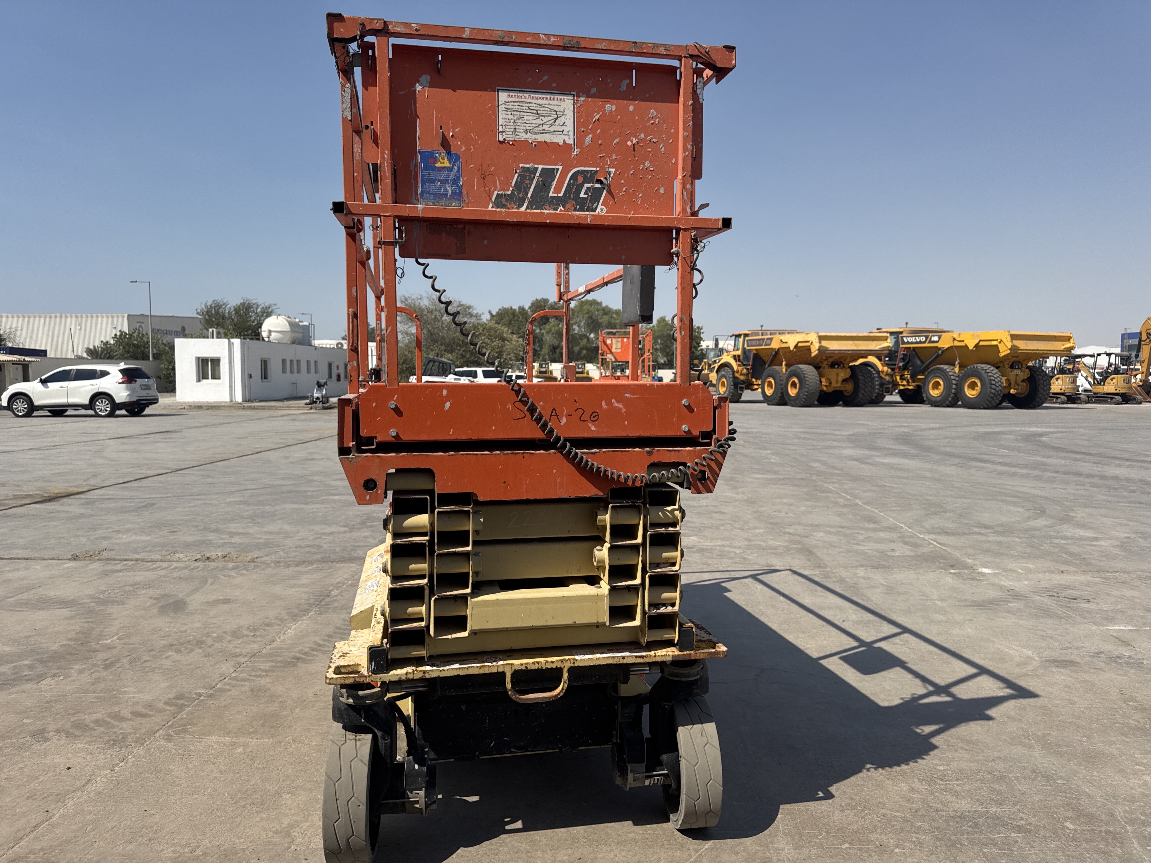 SLA-020-JLG-3246ES-Scissor-lifts-inspection-Structure-Paint-1