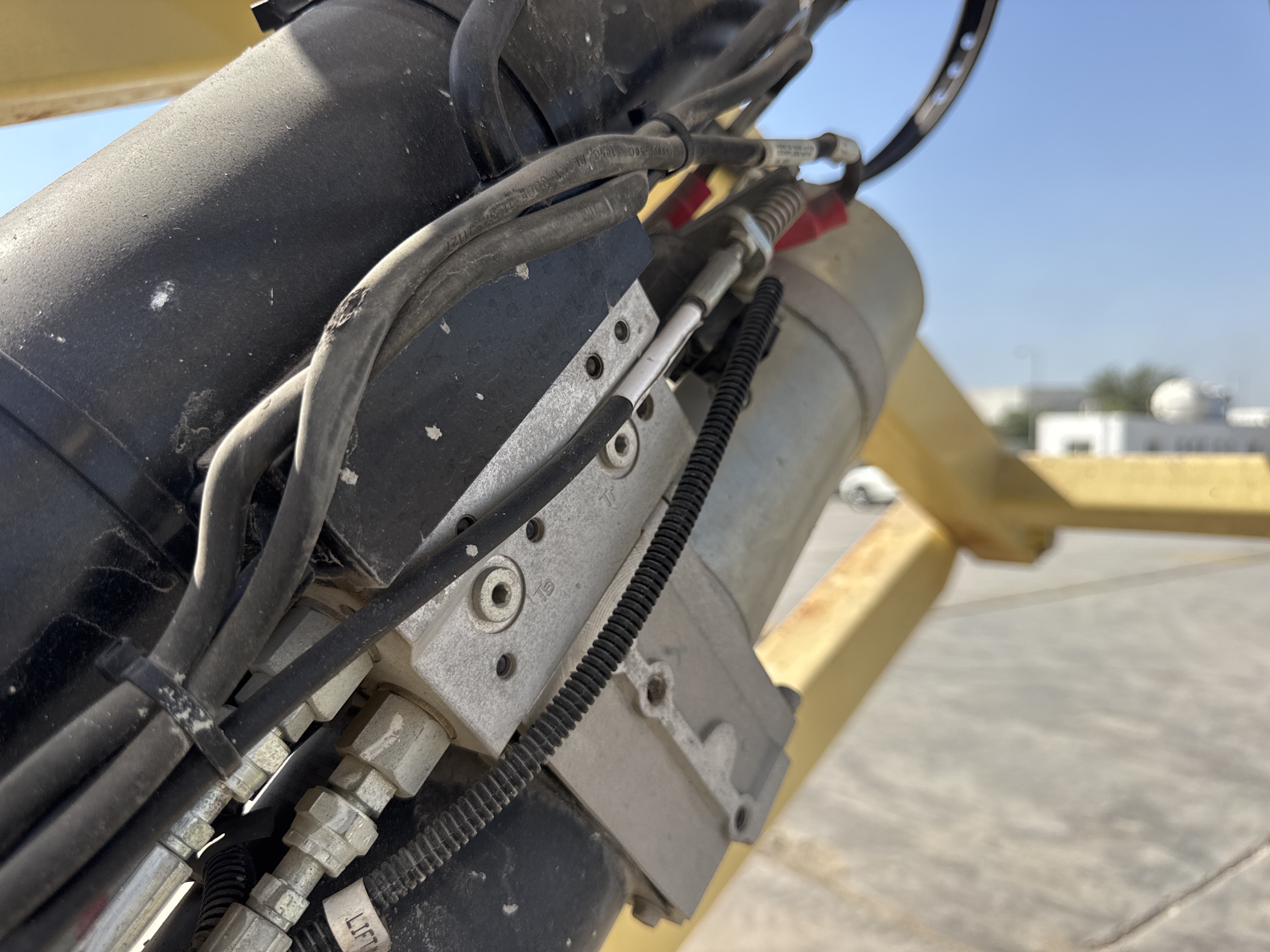 SLA-020-JLG-3246ES-Scissor-lifts-inspection-Hydraulics-Hydraulic-pump-1