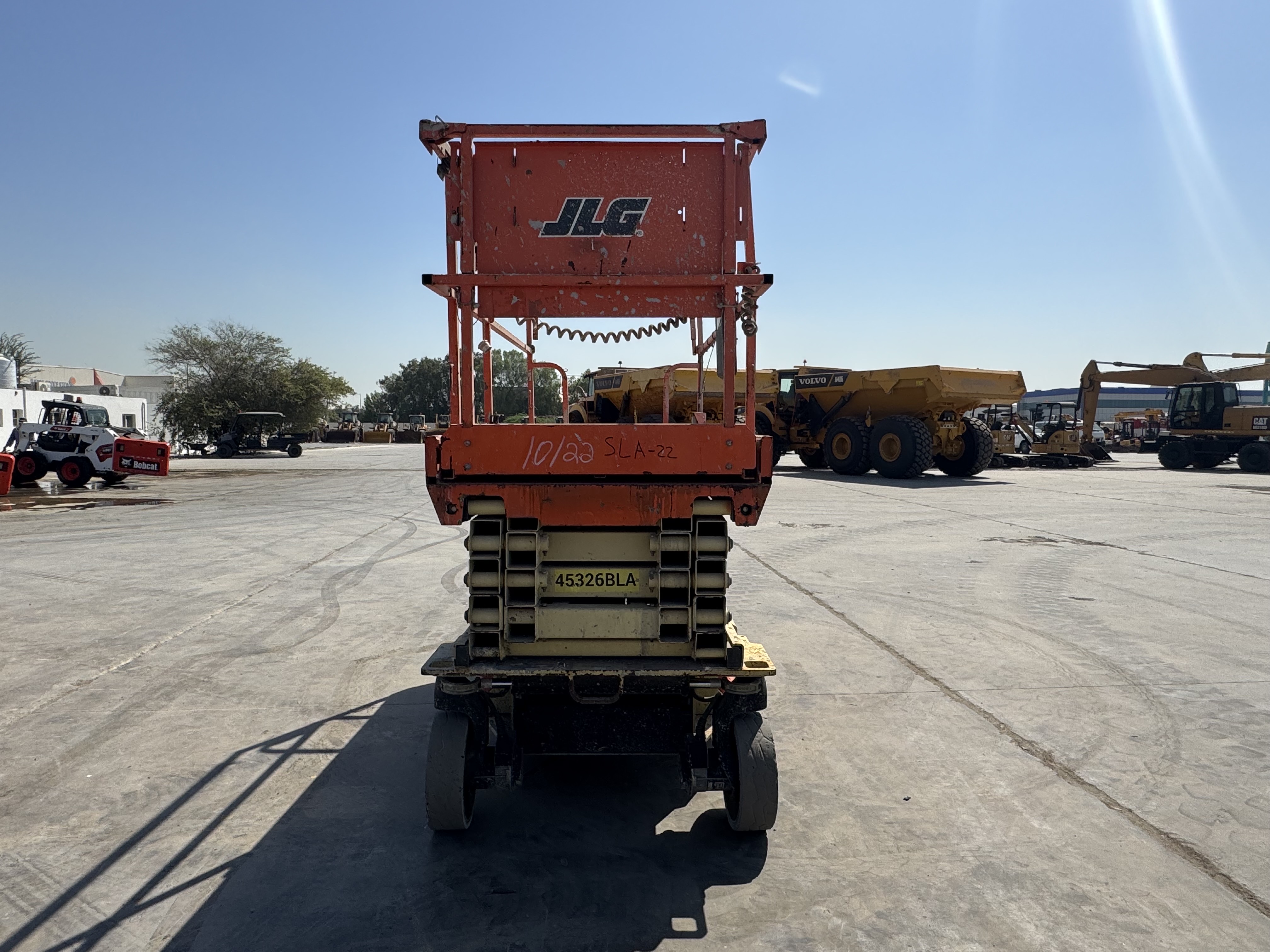SLA-022-JLG-3246ES-Scissor-lifts-inspection-Structure-Paint-1
