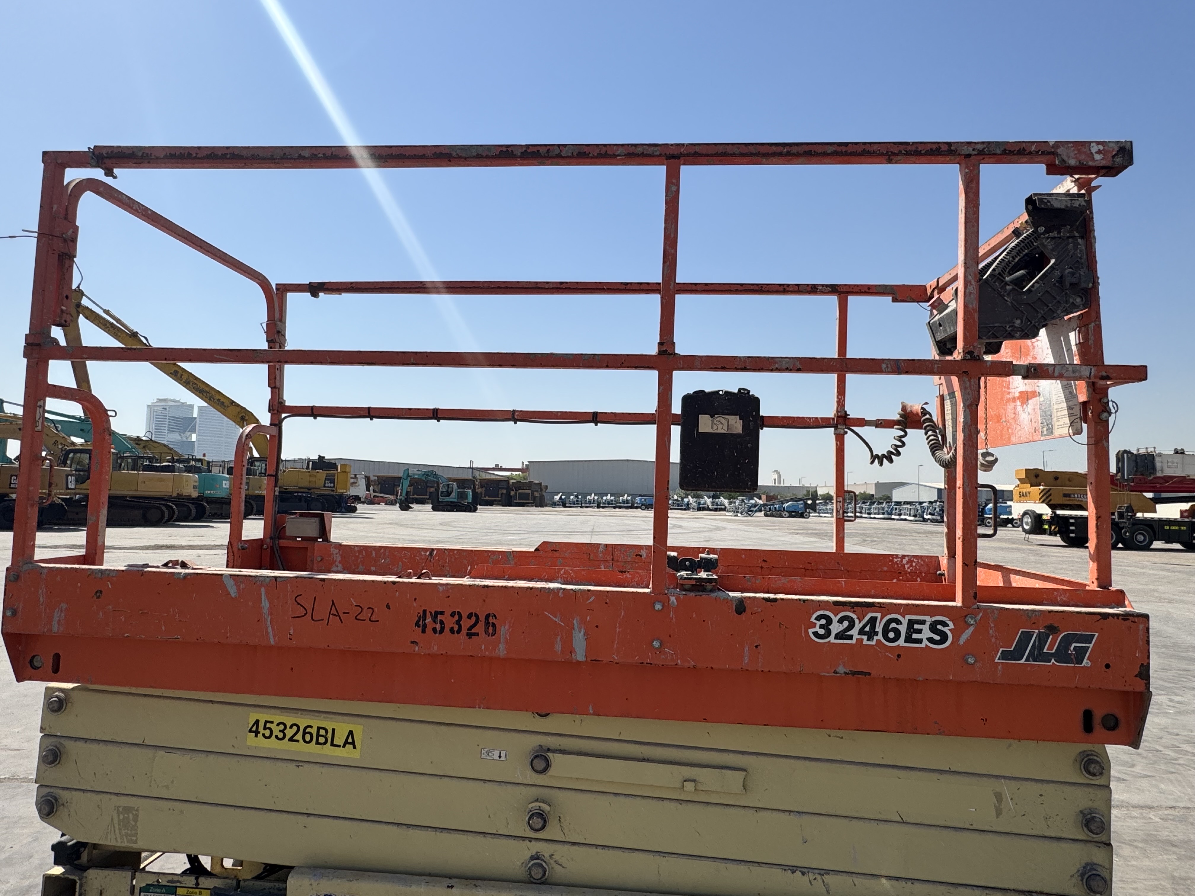 SLA-022-JLG-3246ES-Scissor-lifts-inspection-Structure-Guard-rail-1