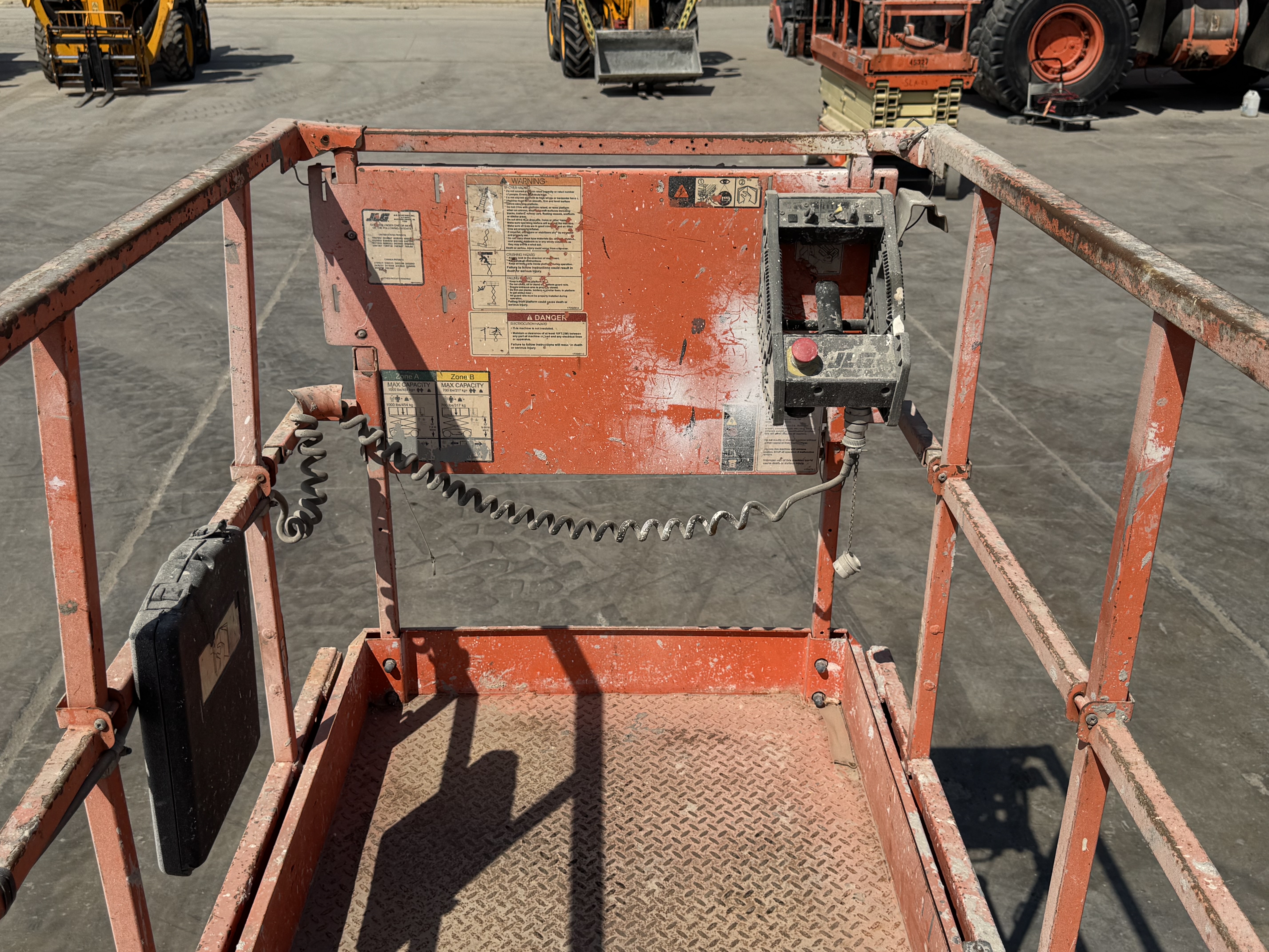 SLA-022-JLG-3246ES-Scissor-lifts-inspection-Structure-Platform-1