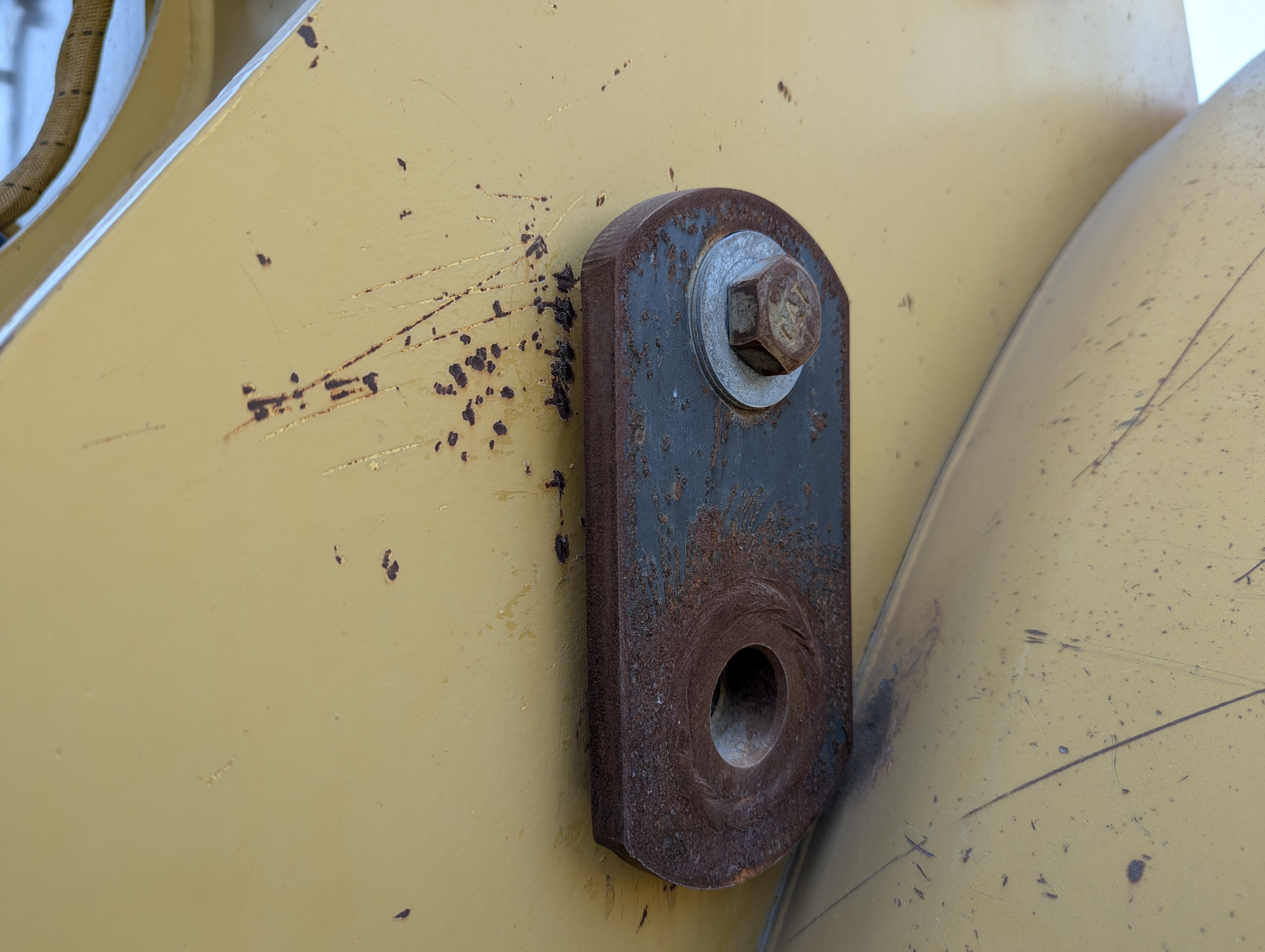 WHL-013-Cat-966H-Wheel-loaders-inspection-Chassis-Pins-and-bushings-lift-arm-to-bucket-4
