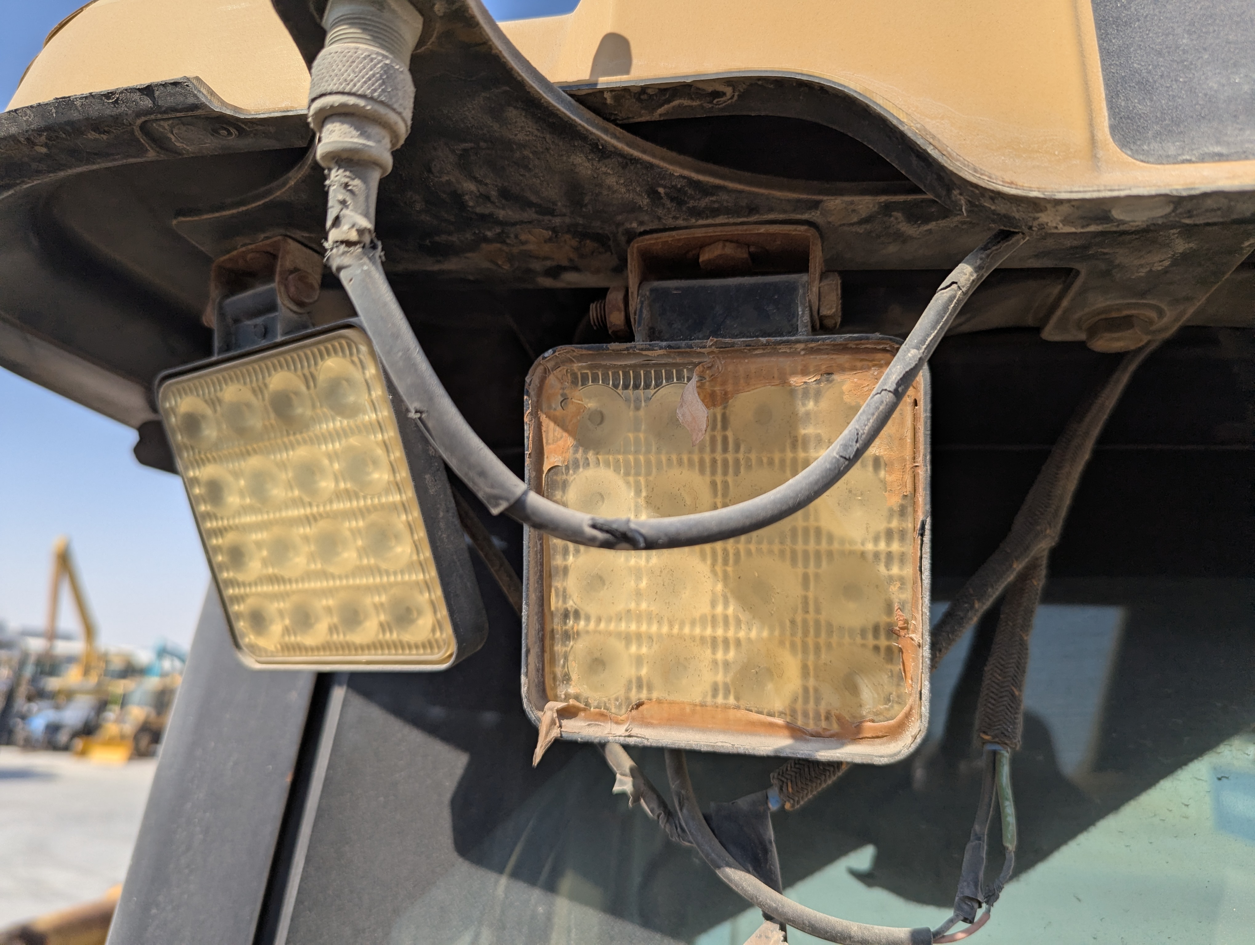 WHL-012-Cat-966H-Wheel-loaders-inspection-Electronic-Lights-and-signals-5