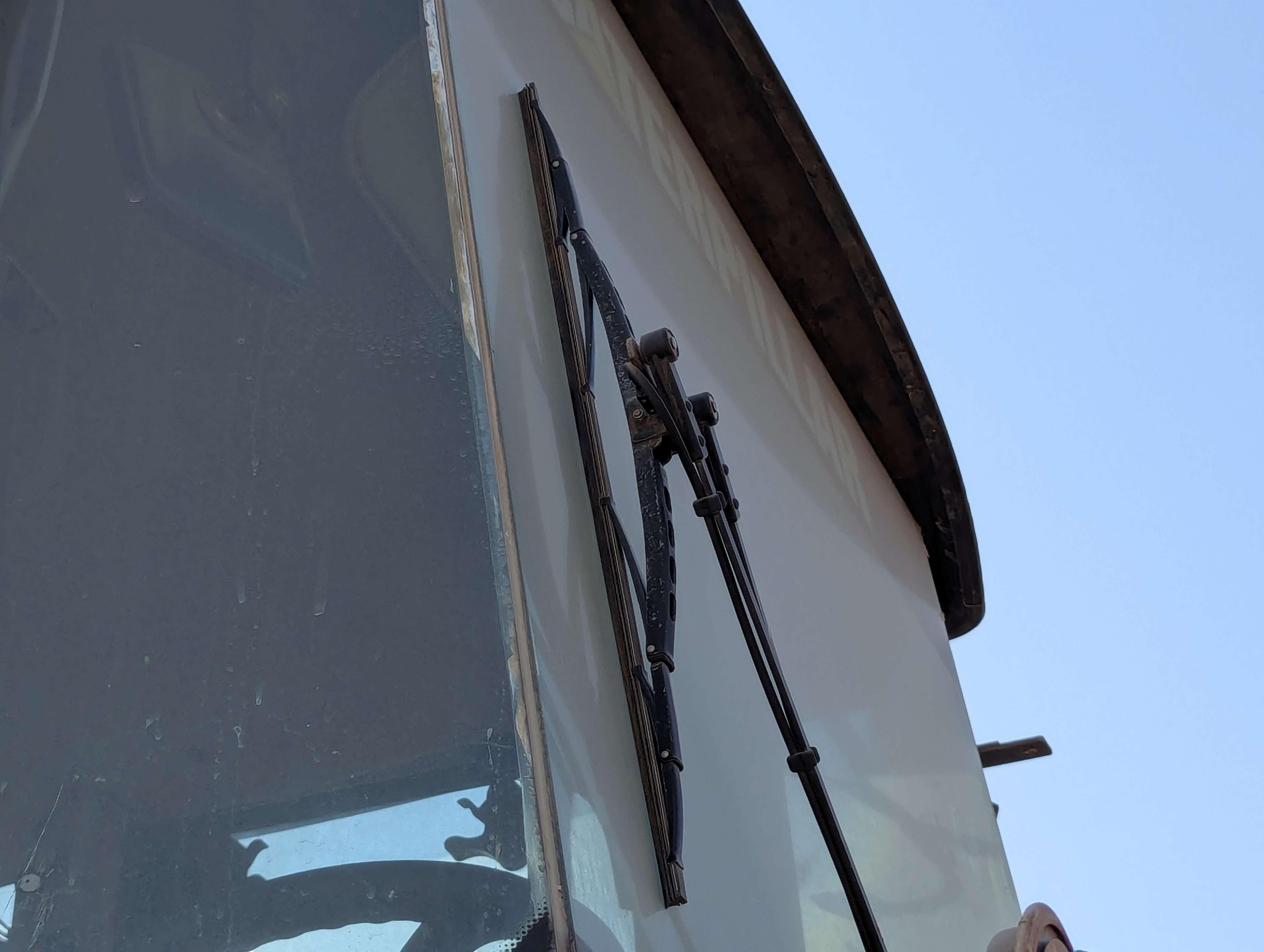 WHL-012-Cat-966H-Wheel-loaders-inspection-Electronic-Wipers-1