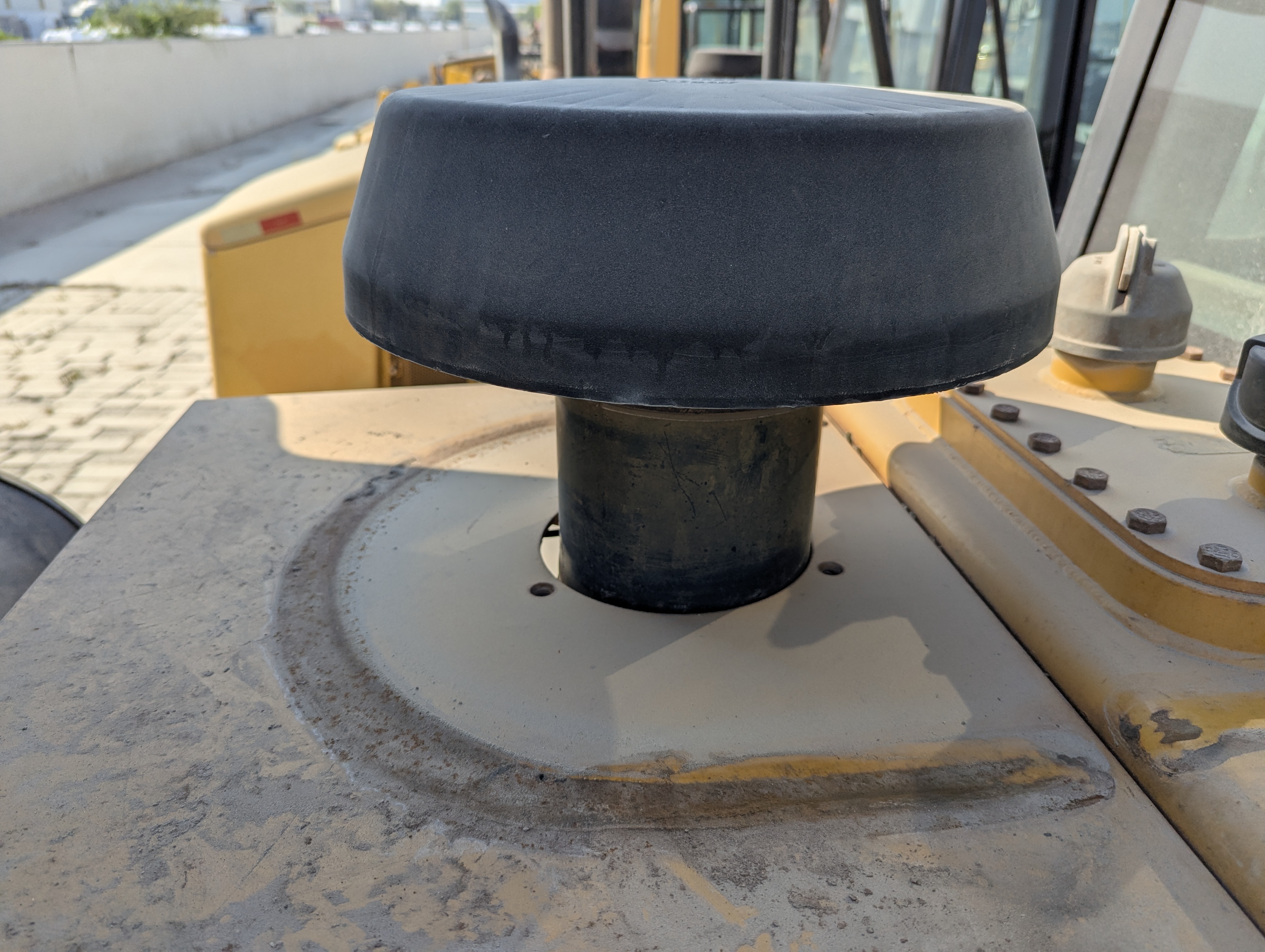 WHL-012-Cat-966H-Wheel-loaders-inspection-Engine-Air-intake-system-1