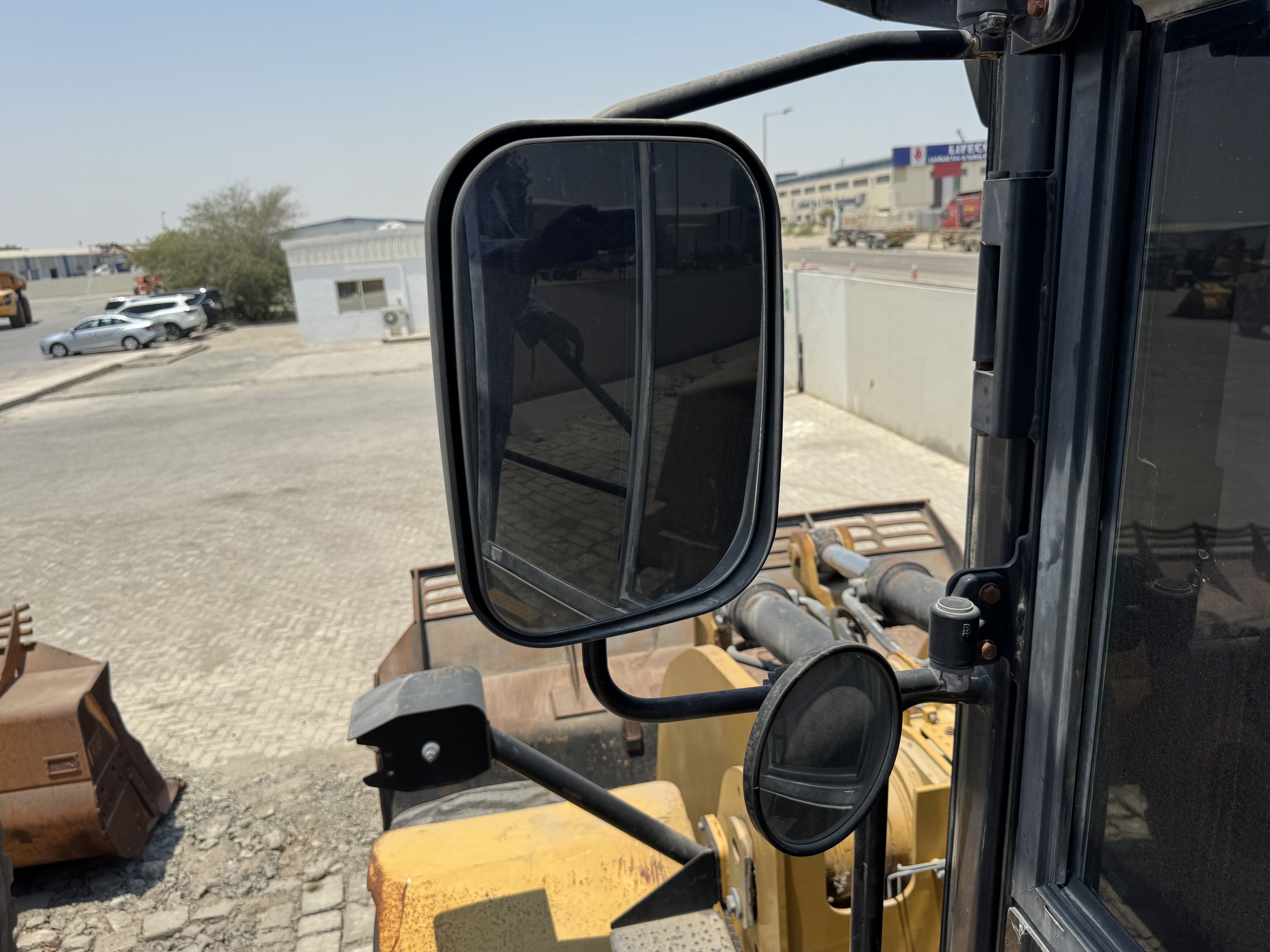 WHL-014-Cat-980K-Wheel-loaders-inspection-Cabin-Mirrors-1
