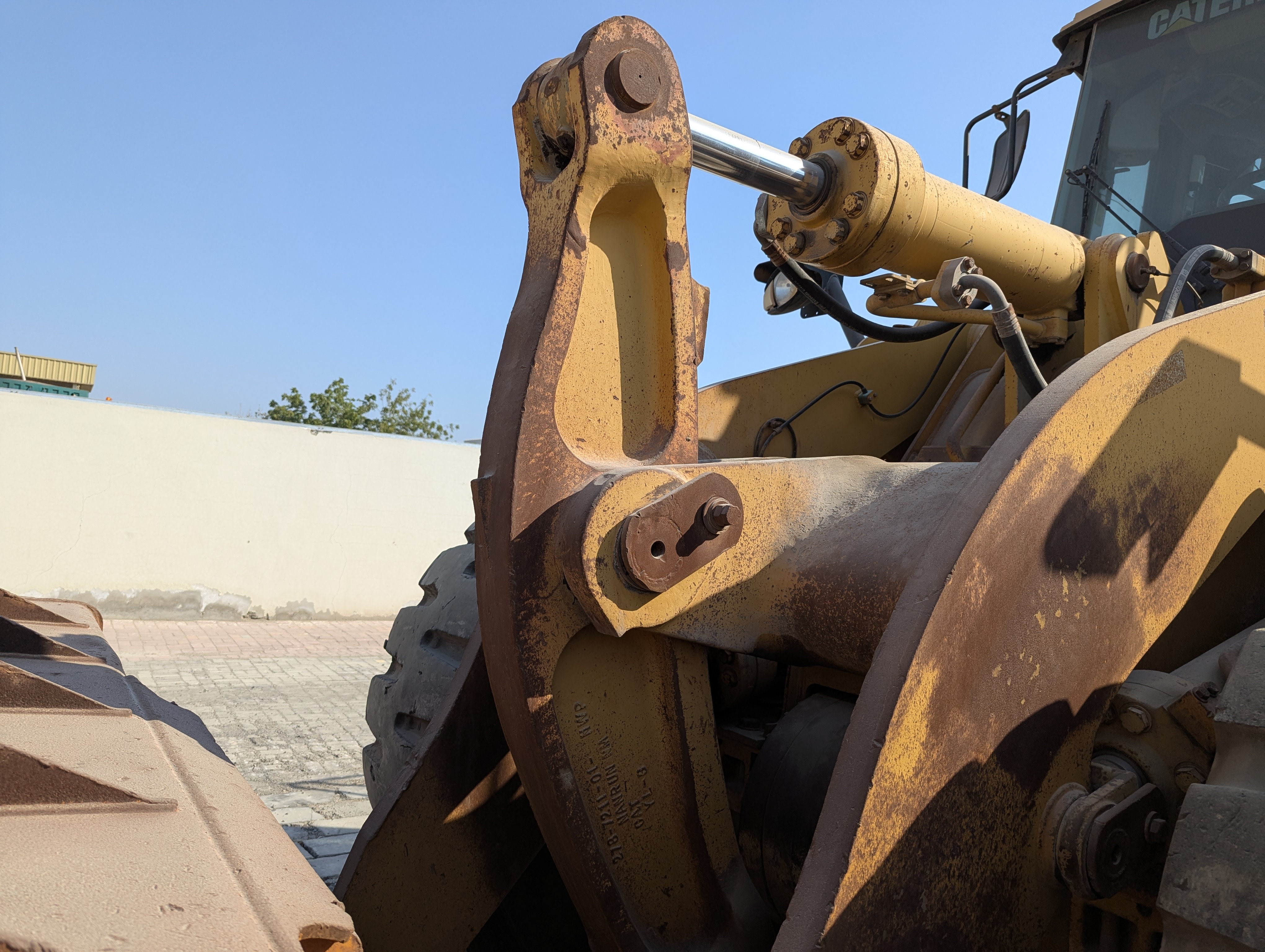 WHL-012-Cat-966H-Wheel-loaders-inspection-Structure-Bell-crank-1
