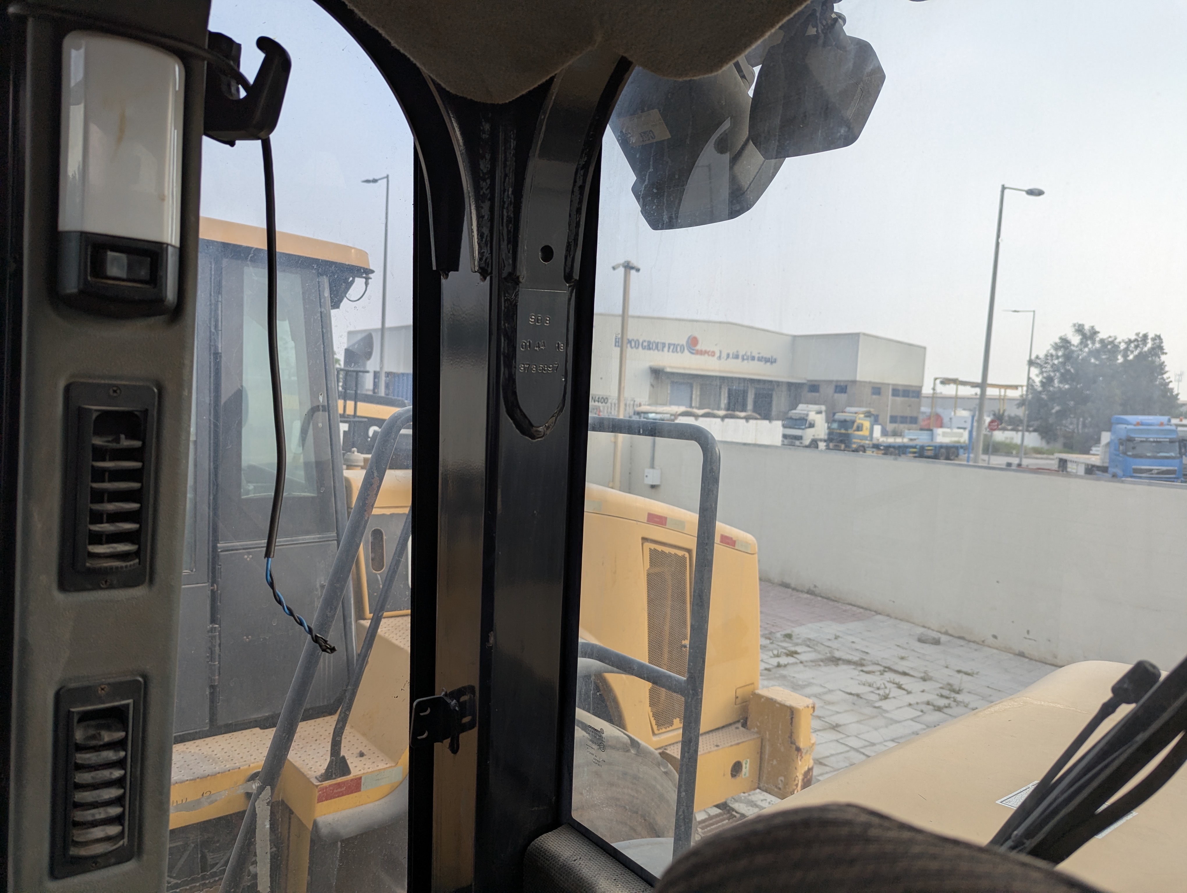 WHL-013-Cat-966H-Wheel-loaders-inspection-Safety-Rollover-protective-structure-(ROPS-/-FOPS)-1