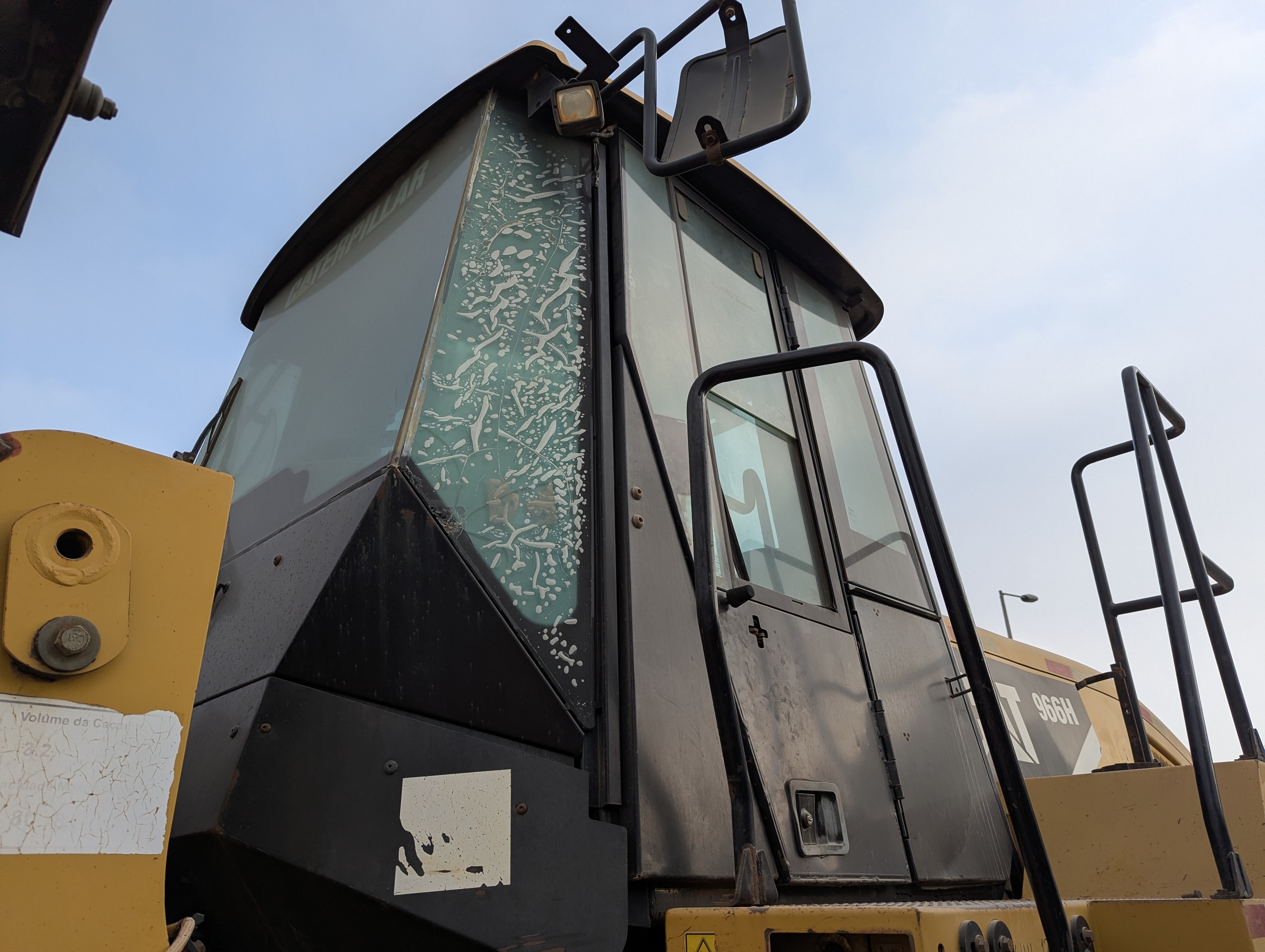 WHL-012-Cat-966H-Wheel-loaders-inspection-Safety-Rollover-protective-structure-(ROPS-/-FOPS)-1