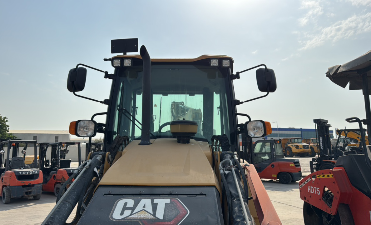 BHL-001-Cat-426F2-Backhoe-loaders-inspection-Safety-Rollover-protective-structure-(ROPS-/-FOPS)-3