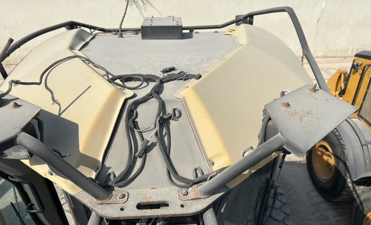 MGG-003-كاتربيلر-140M-كريدرات-فحص-الأمان-هيكل-الحماية-من-السقوط-(ROPS/FOPS)-1