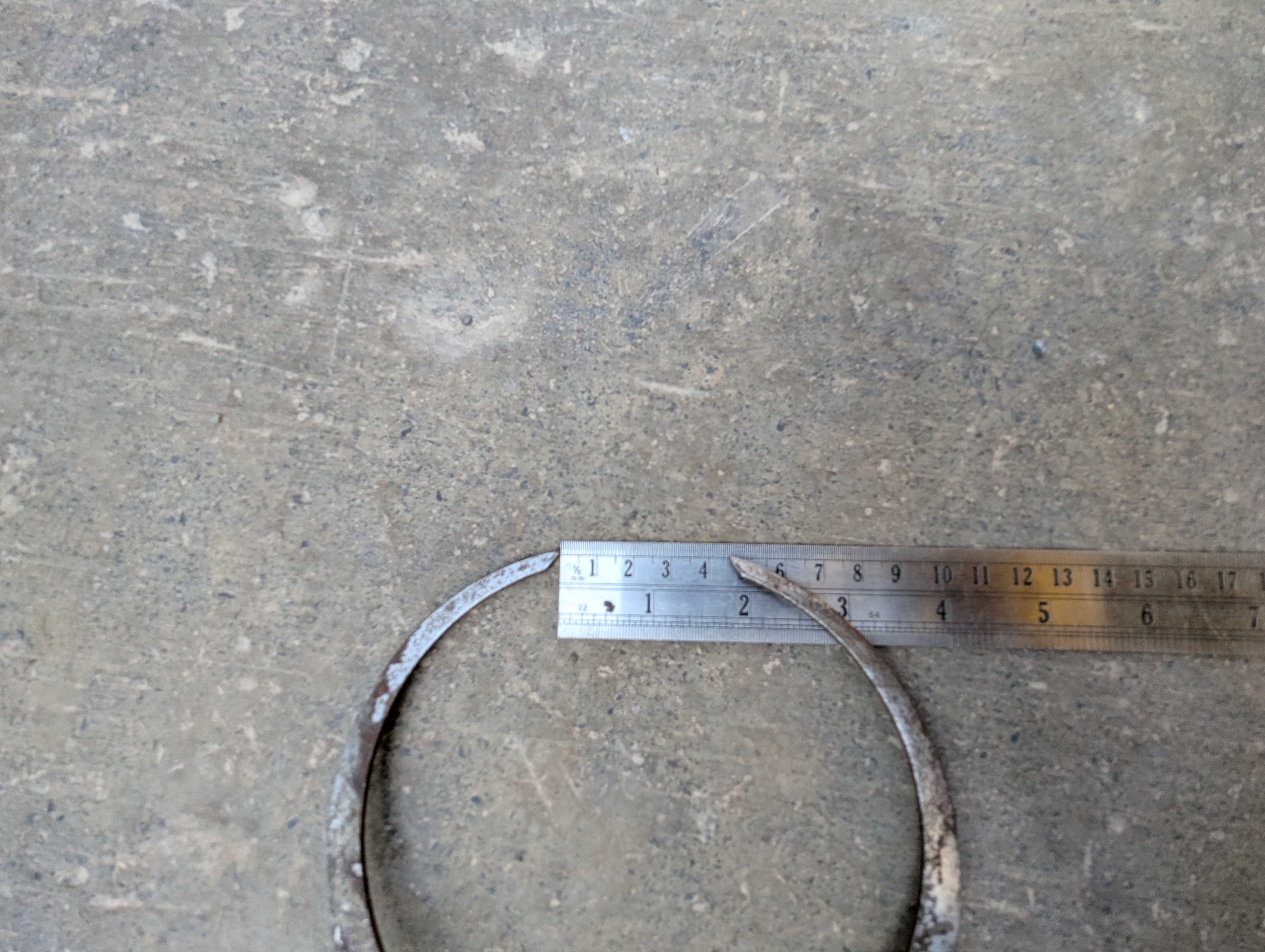 MDX-012-Komatsu-PC350LC-8-Medium-excavators-inspection-Undercarriage-Right-track-chain-2