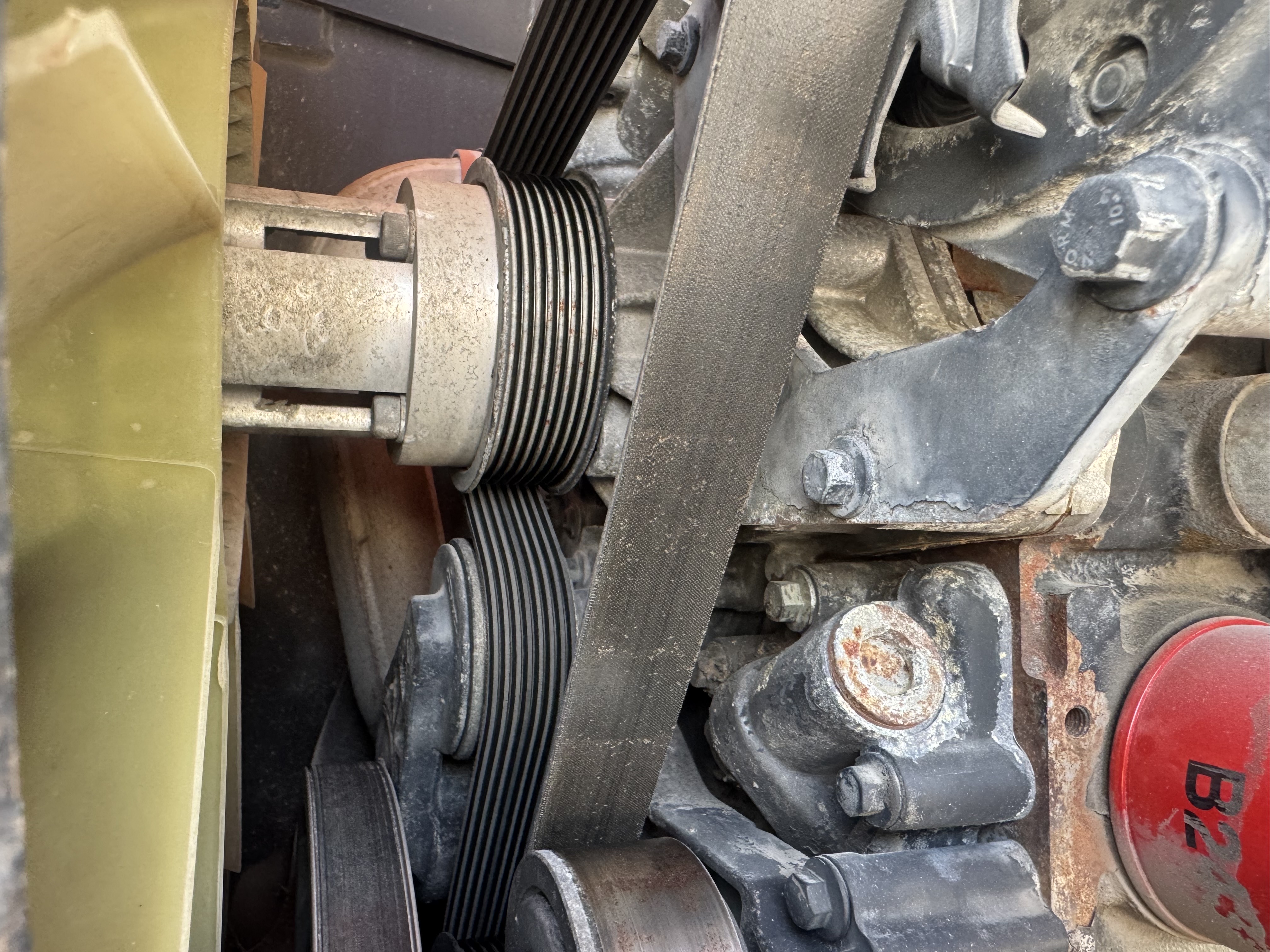 BLA-012-JLG-860SJ-Boom-lifts-inspection-Engine-Belts-1