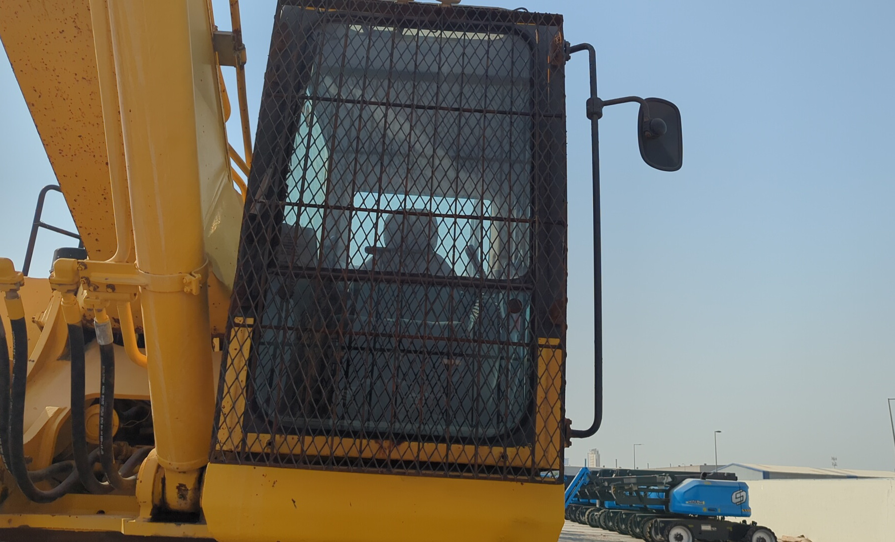 LEX-005-كوماتسو-PC400-8-حفارات-كبيرة-فحص-الأمان-هيكل-الحماية-من-السقوط-(ROPS/FOPS)-5