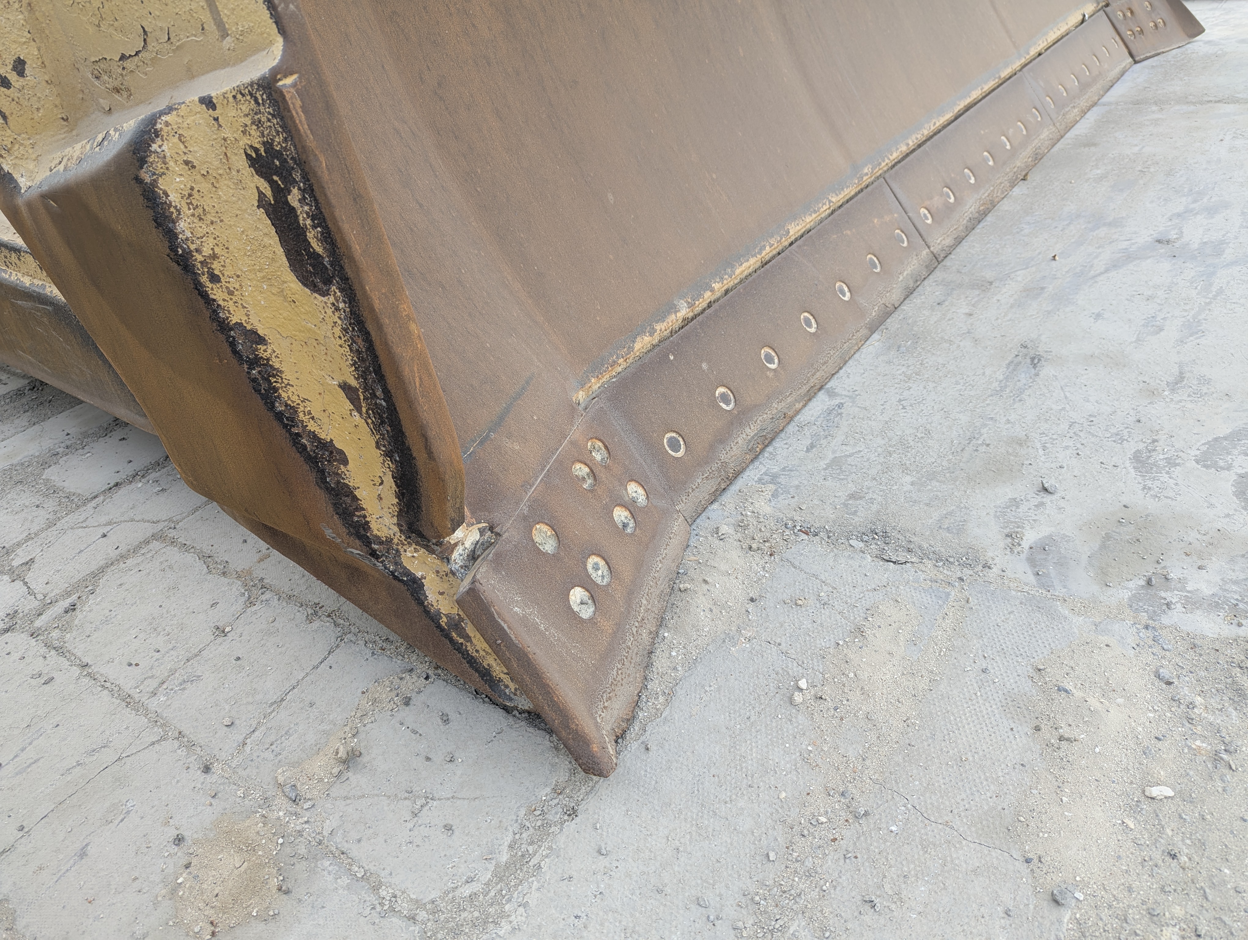 CDB-019-كوماتسو-D155A-6R-بلدوزرات-مجنزرة-فحص-الملحق-شفرة-البلدوزر-1