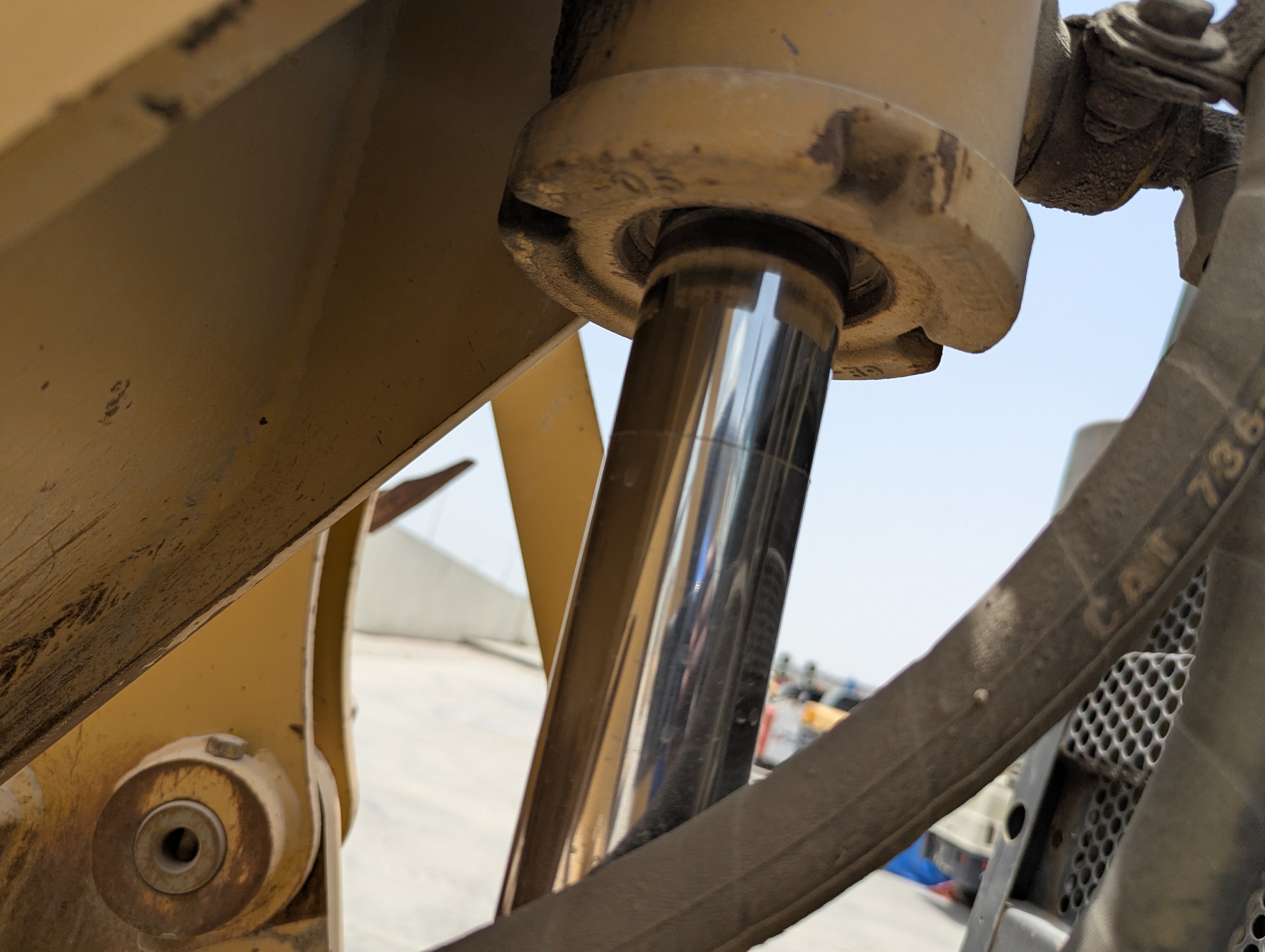 MGG-005-Cat-140H-Motor-graders-inspection-Hydraulics-Ripper-cylinders-1