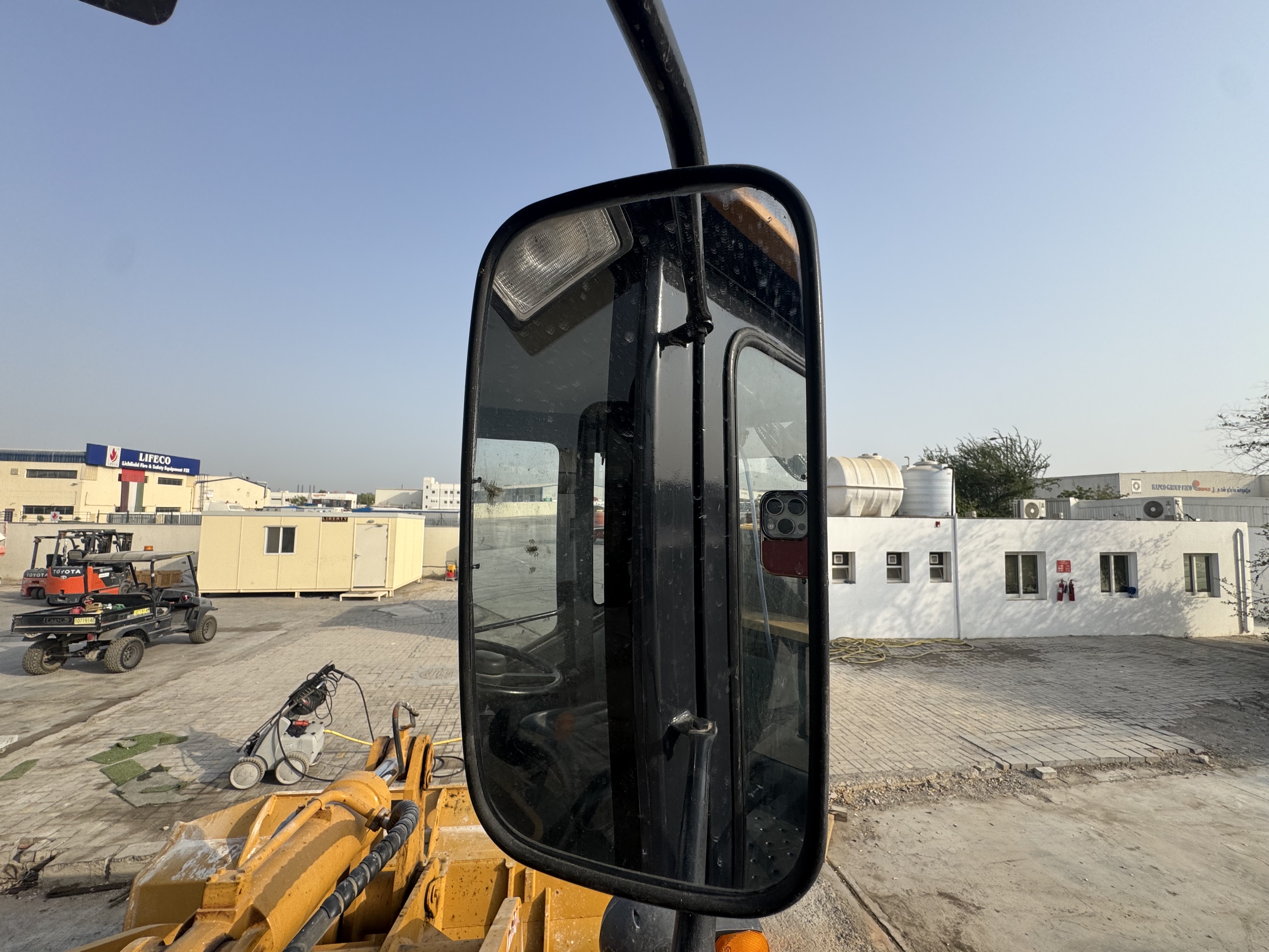WHL-022-SEM-655D-Wheel-loaders-inspection-Cabin-Mirrors-1
