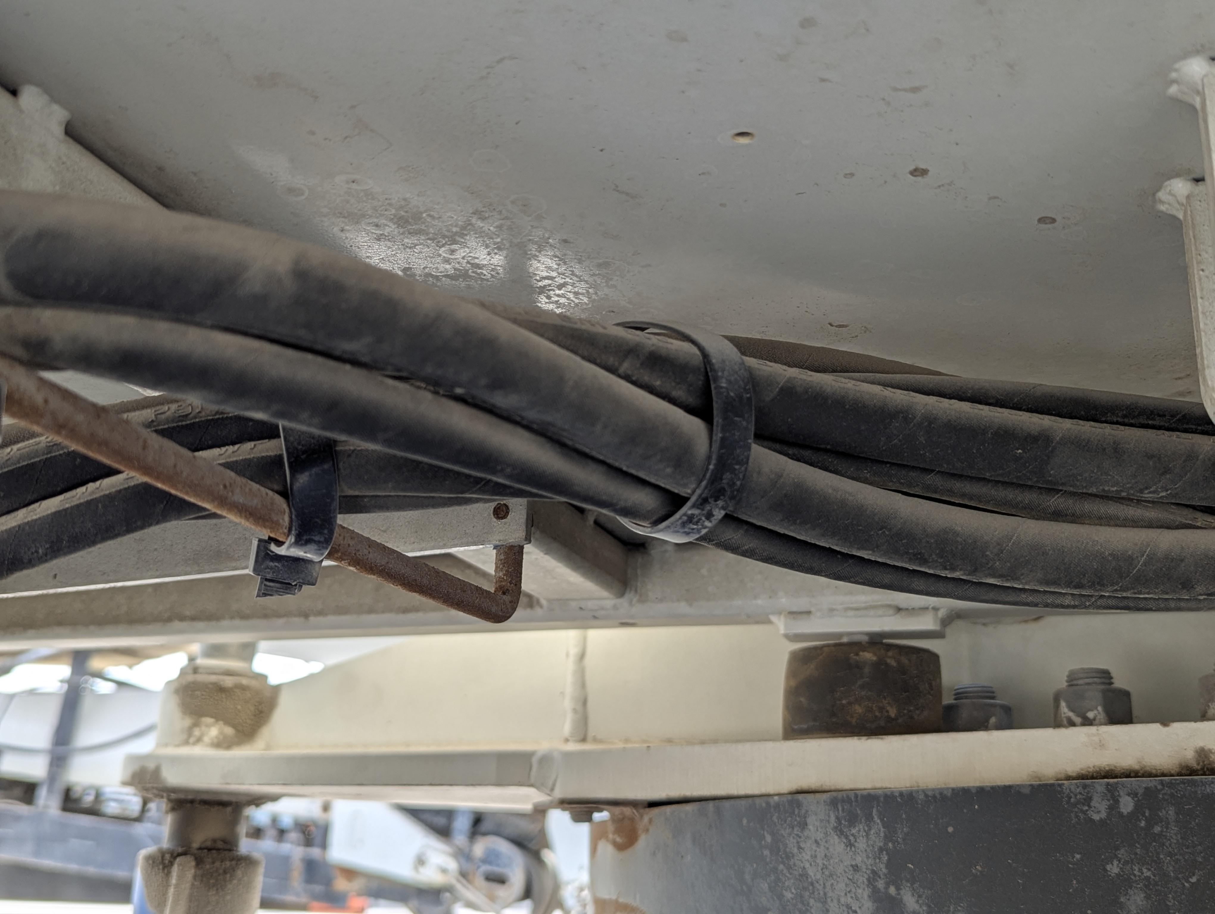 RTC-001-Manotti-ARM-550-Rough-terrain-cranes-inspection-Hydraulics-Hydraulic-hoses-and-lines-3