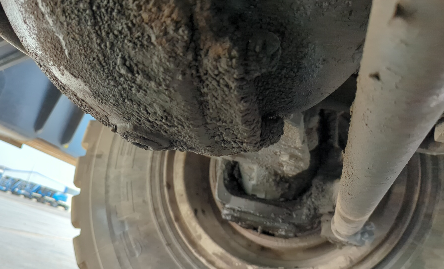 RTC-002-تيريكس-RT230-رافعات-أراضي-وعرة-فحص-نظام-القيادة-غلاف-المحور-1