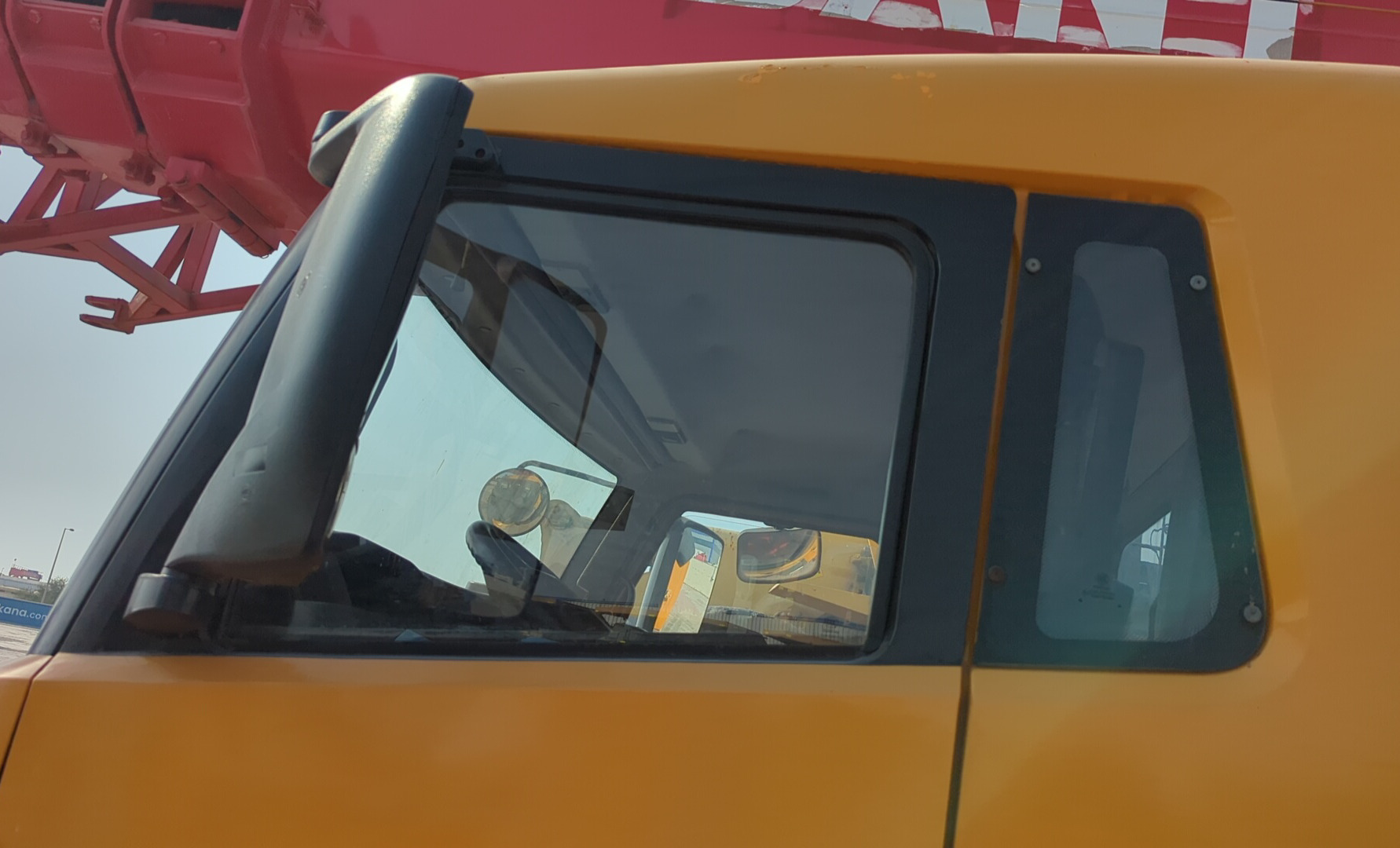 TRC-001-ساني-STC500-شاحنات-الرافعة-فحص-الأمان-الزجاج-1