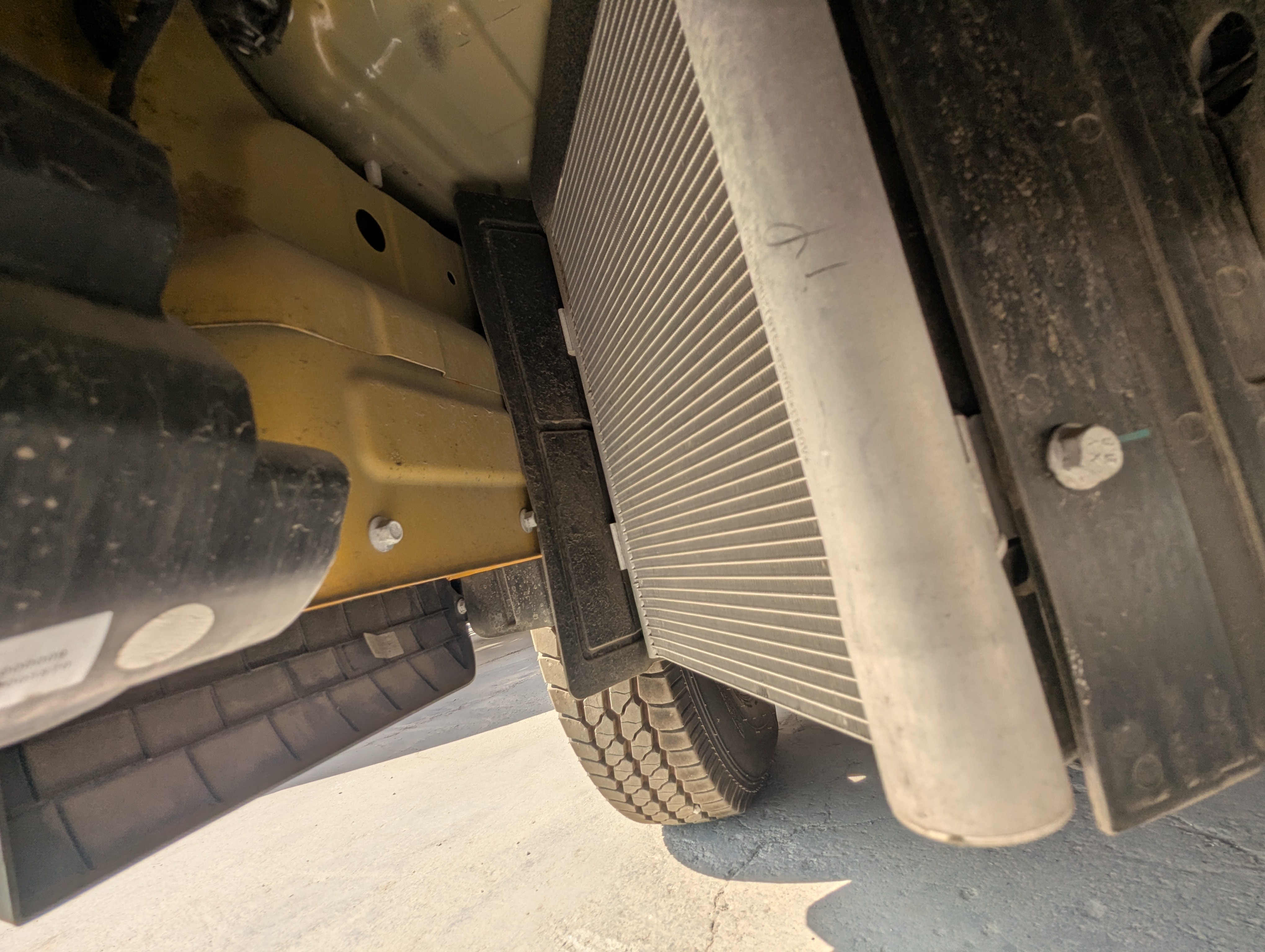 TMA-001-XCMG-GKS285-Truck-mounted-boom-lifts-inspection-Engine-Radiator,-condenser,-intercooler,-hydraulic-cooler-1