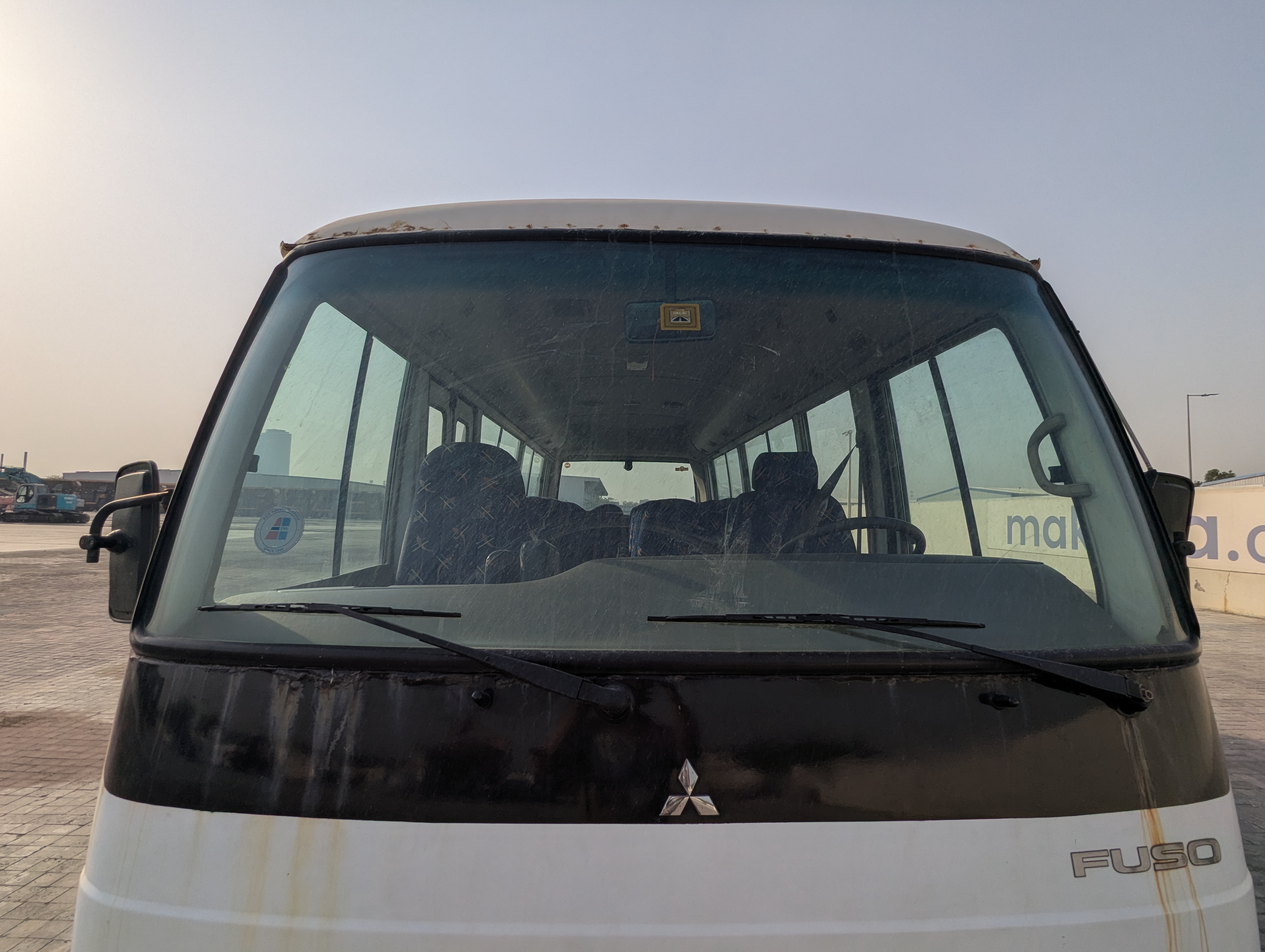 TBV-001-Mitsubishi-Fuso-Roza-Buses-inspection-Exterior-Front-windshield-1