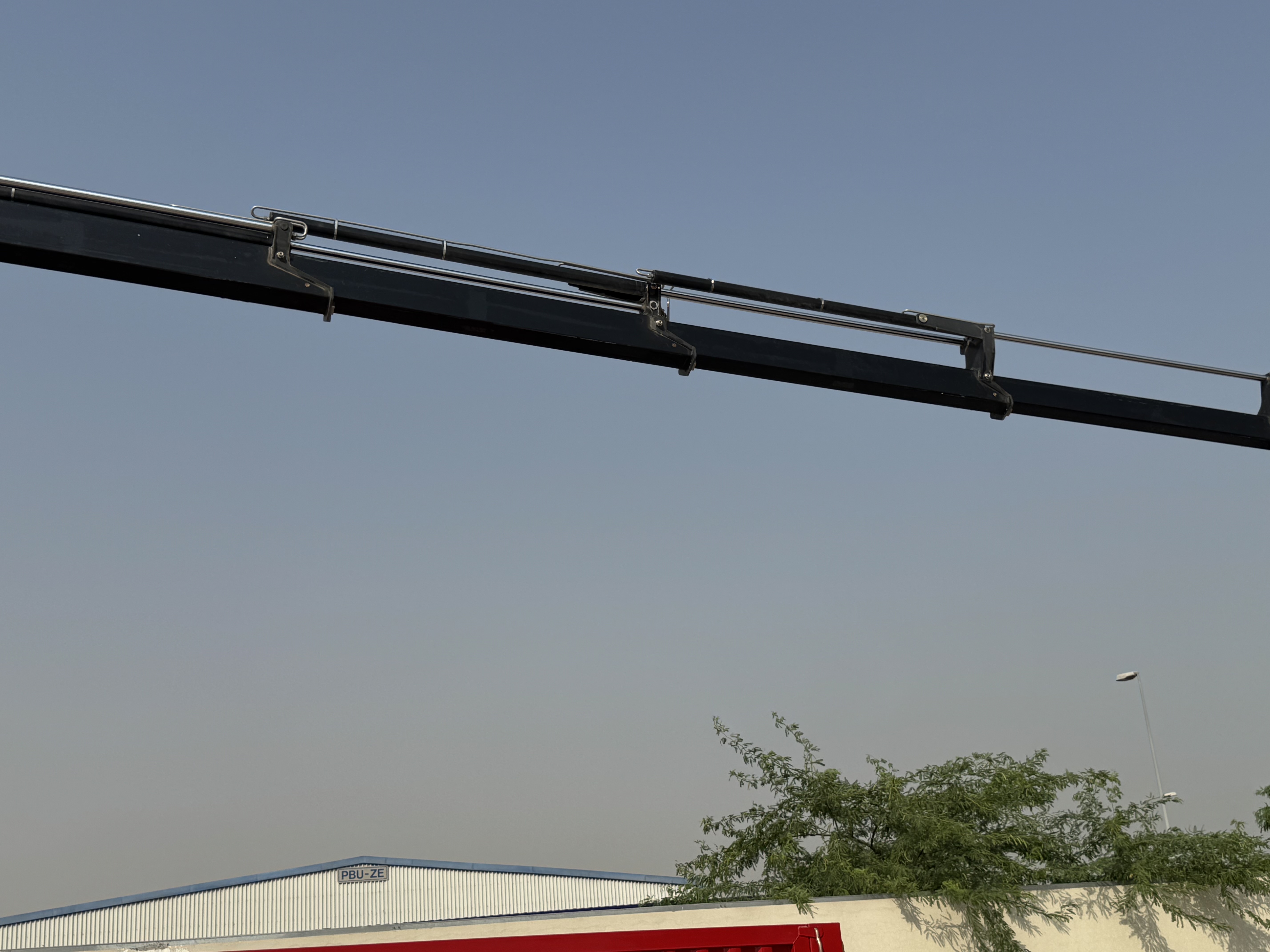 BTC-004-XCMG-SQZ200-Boom-truck-cranes-inspection-Chassis-Telescopic-boom-1