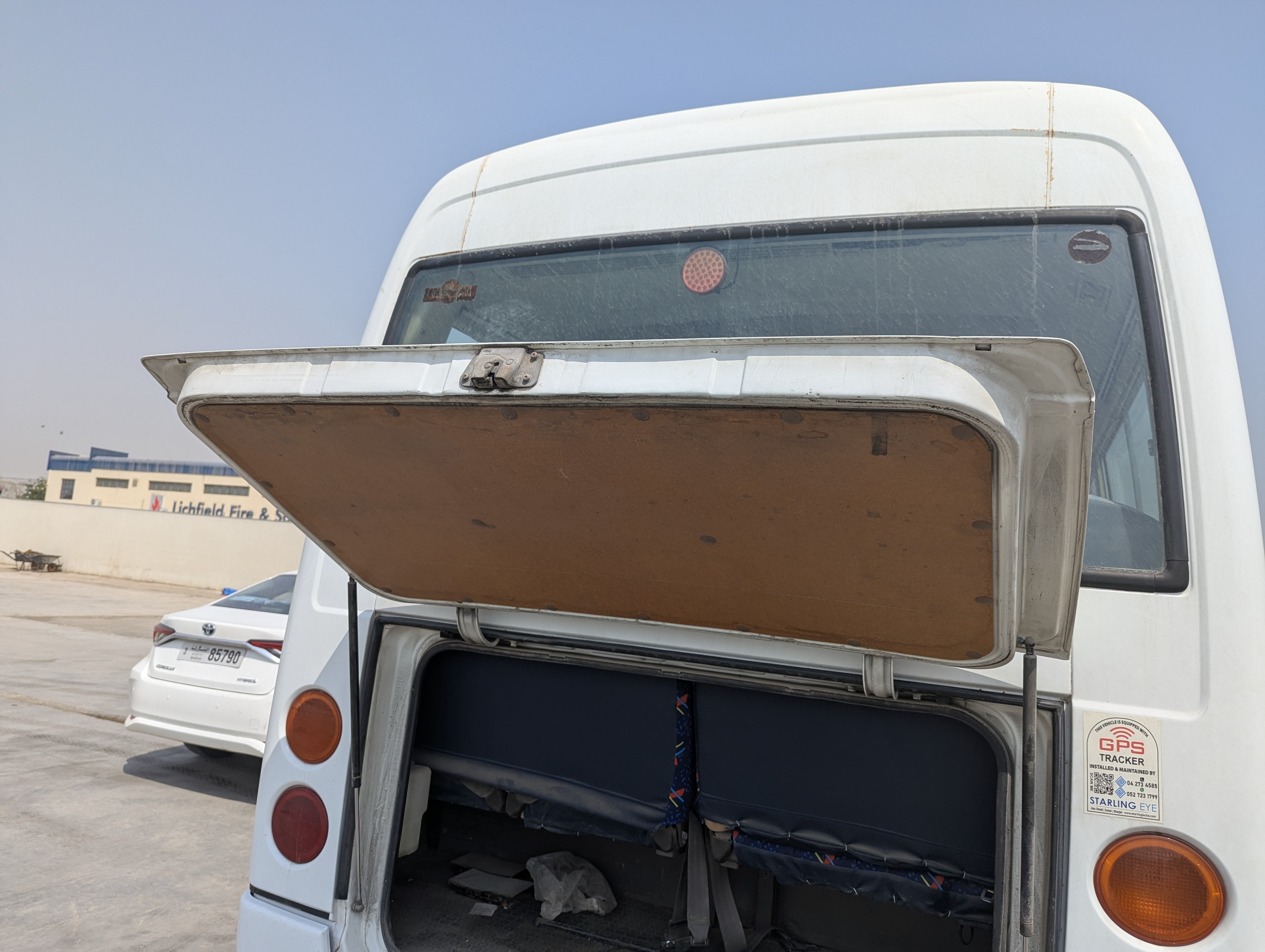 TBV-001-Mitsubishi-Fuso-Roza-Buses-inspection-Exterior-Boot-door-1