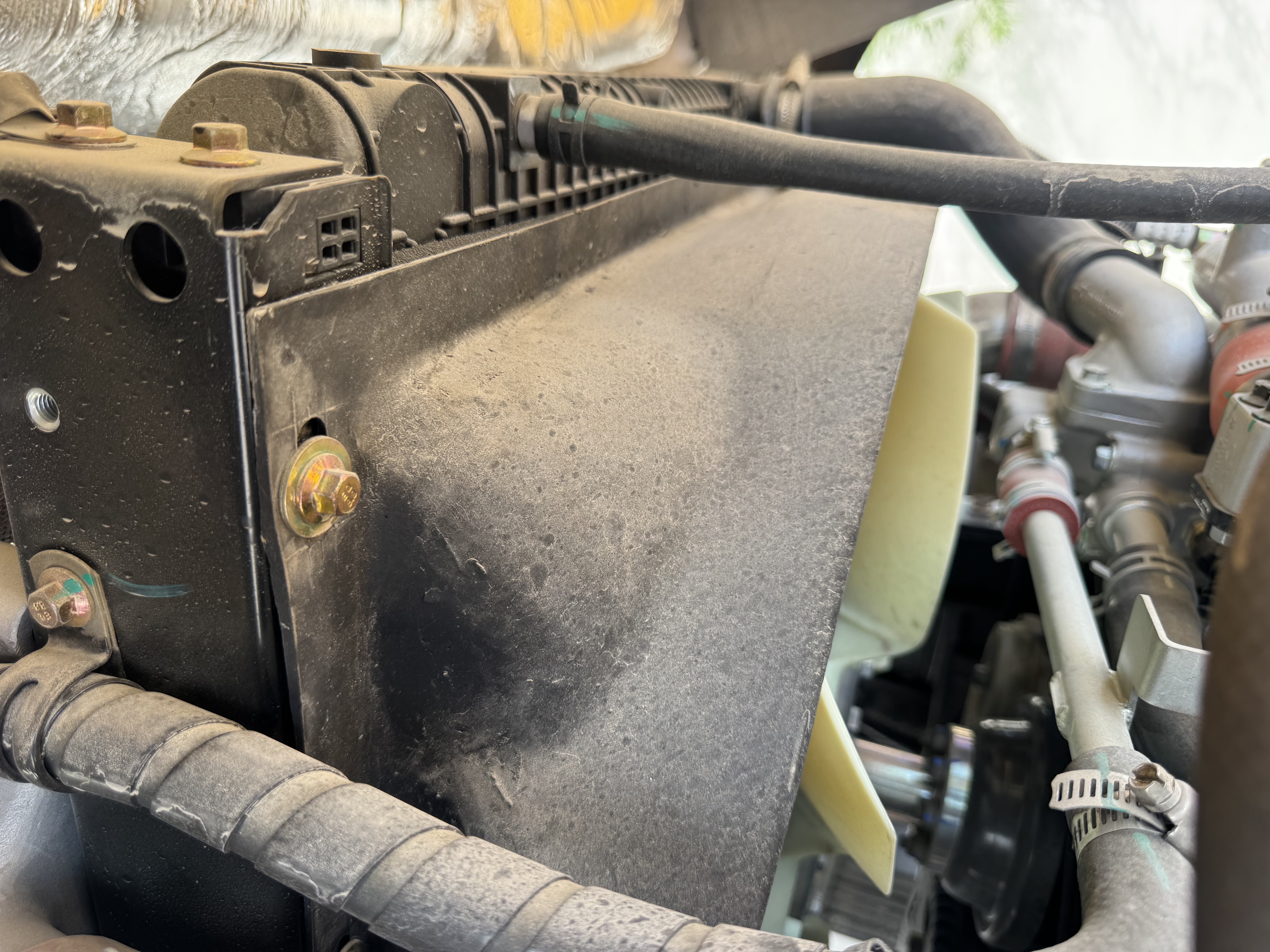 BTC-004-XCMG-SQZ200-Boom-truck-cranes-inspection-Engine-Cooling-fan-and-fan-guard-1