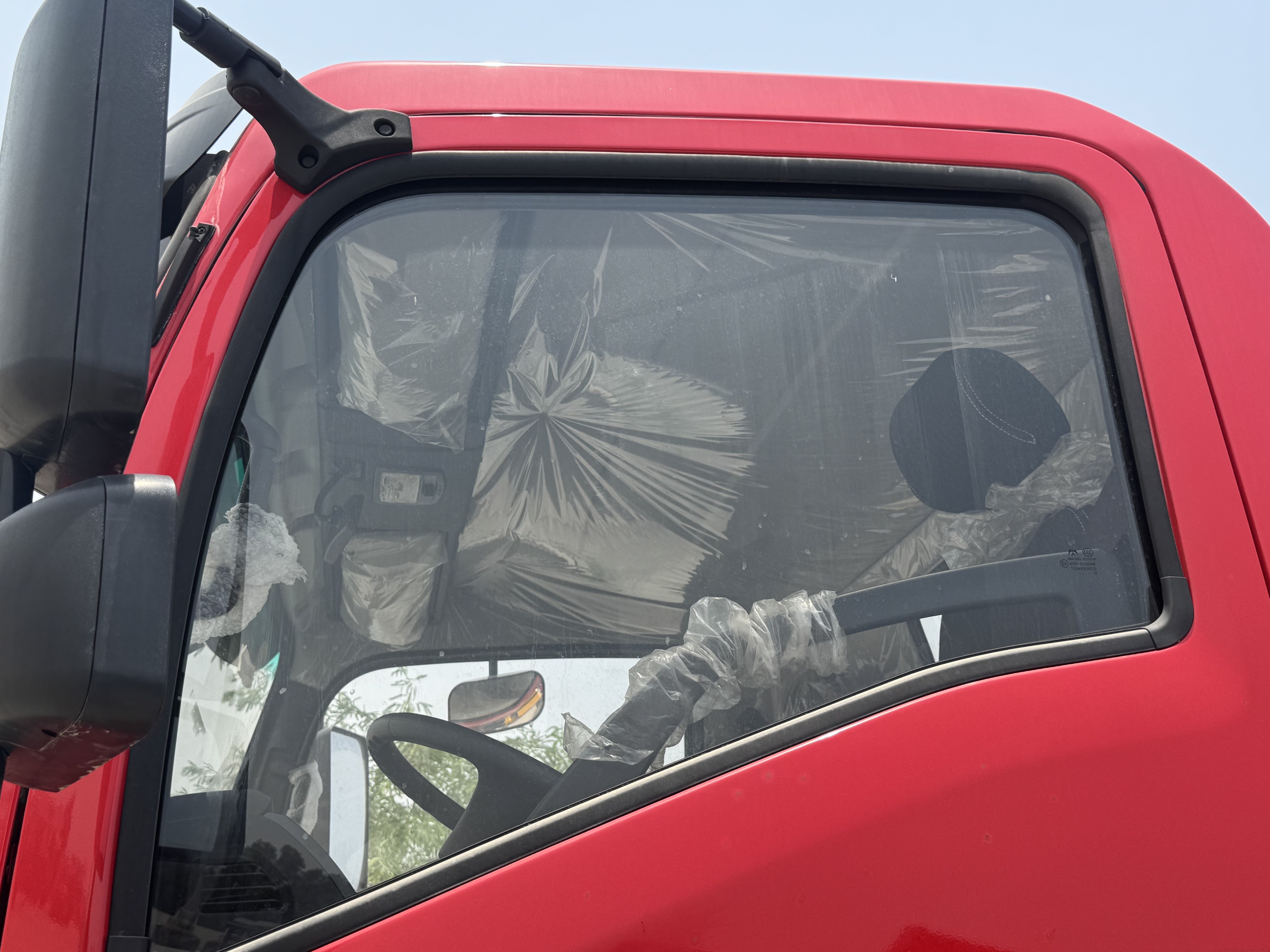 BTC-004-XCMG-SQZ200-Boom-truck-cranes-inspection-Safety-Glass-1