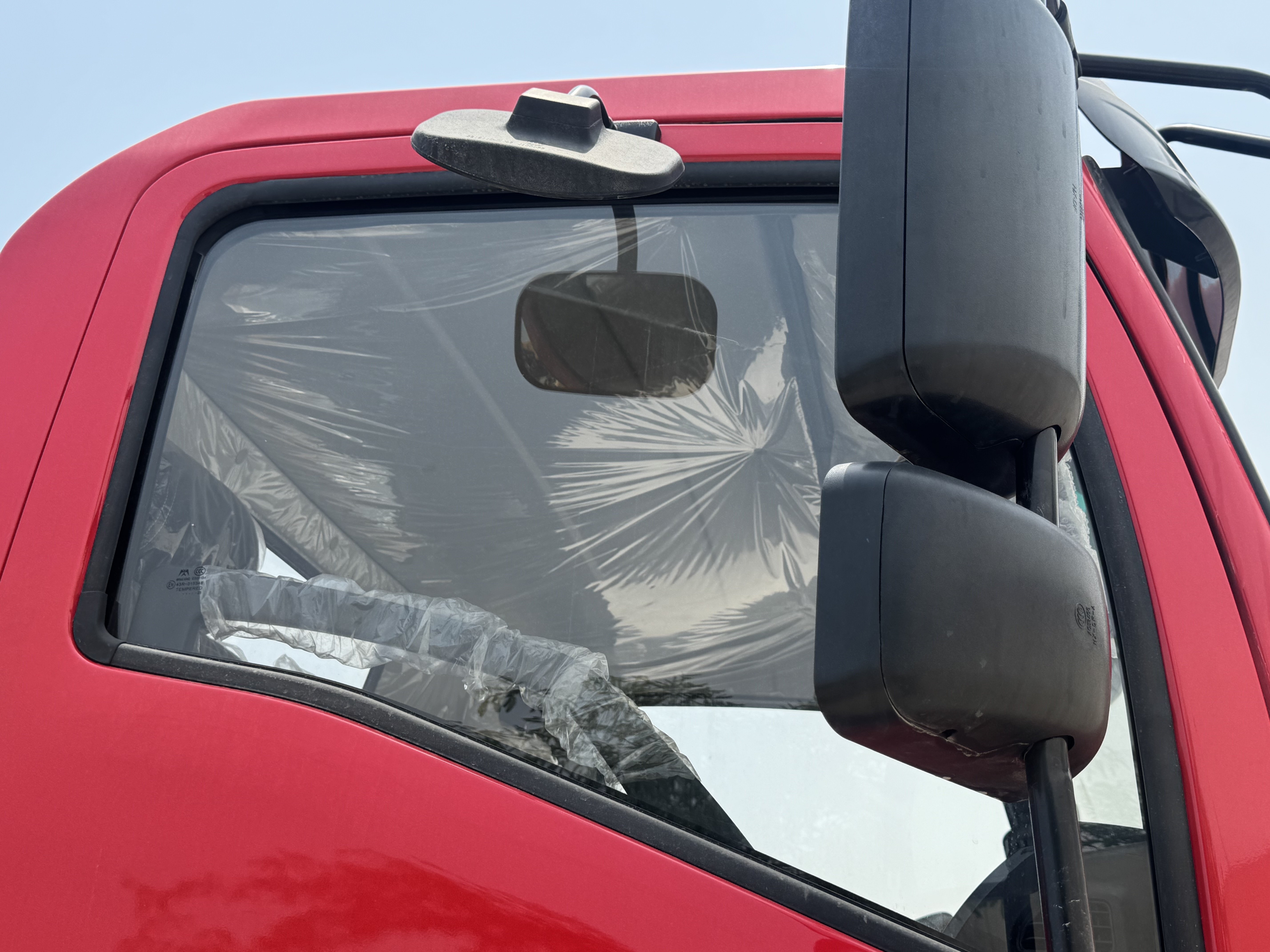 BTC-004-XCMG-SQZ200-Boom-truck-cranes-inspection-Safety-Glass-1