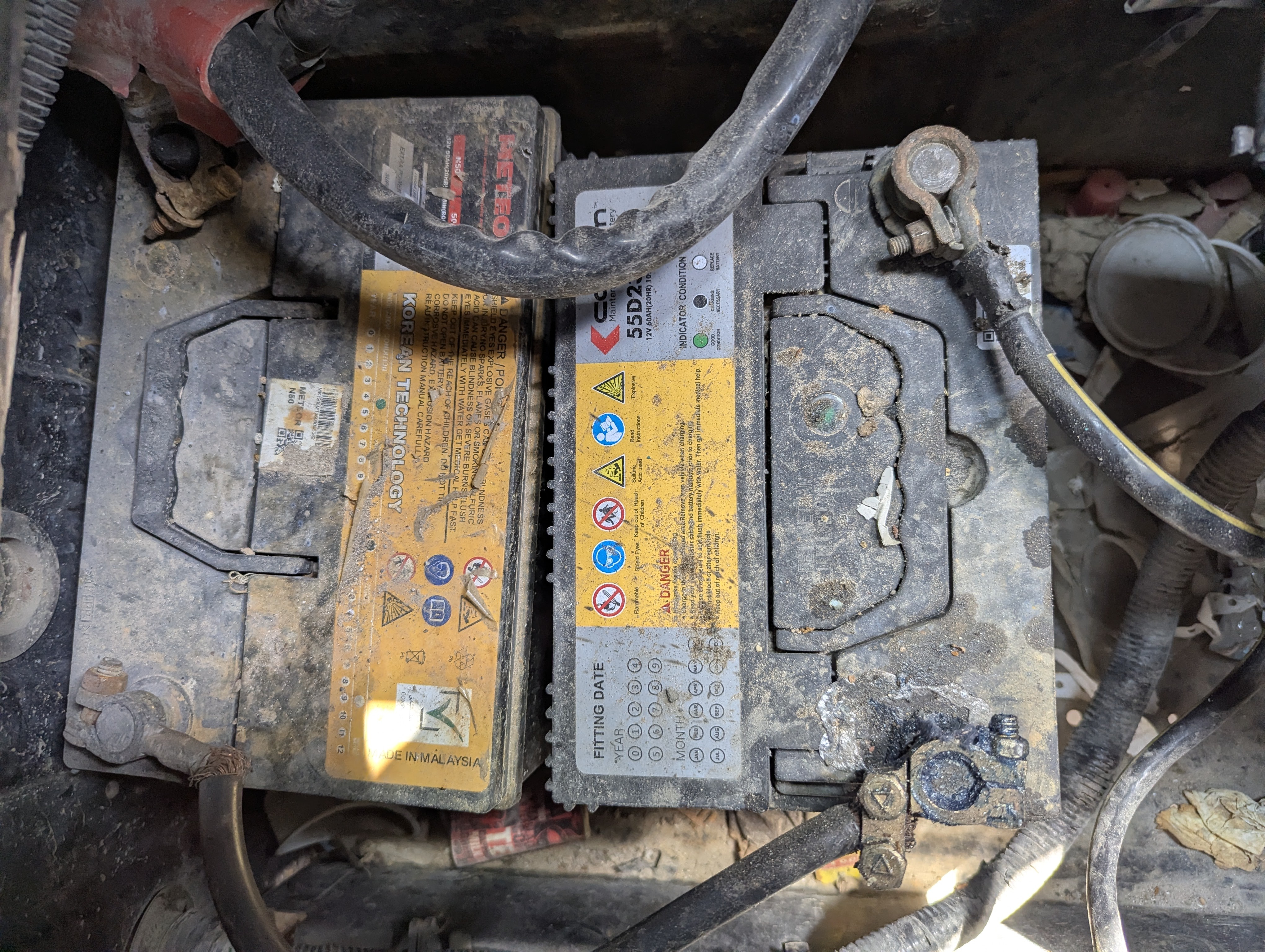 TBV-001-Mitsubishi-Fuso-Roza-Buses-inspection-Electronics-Battery-1