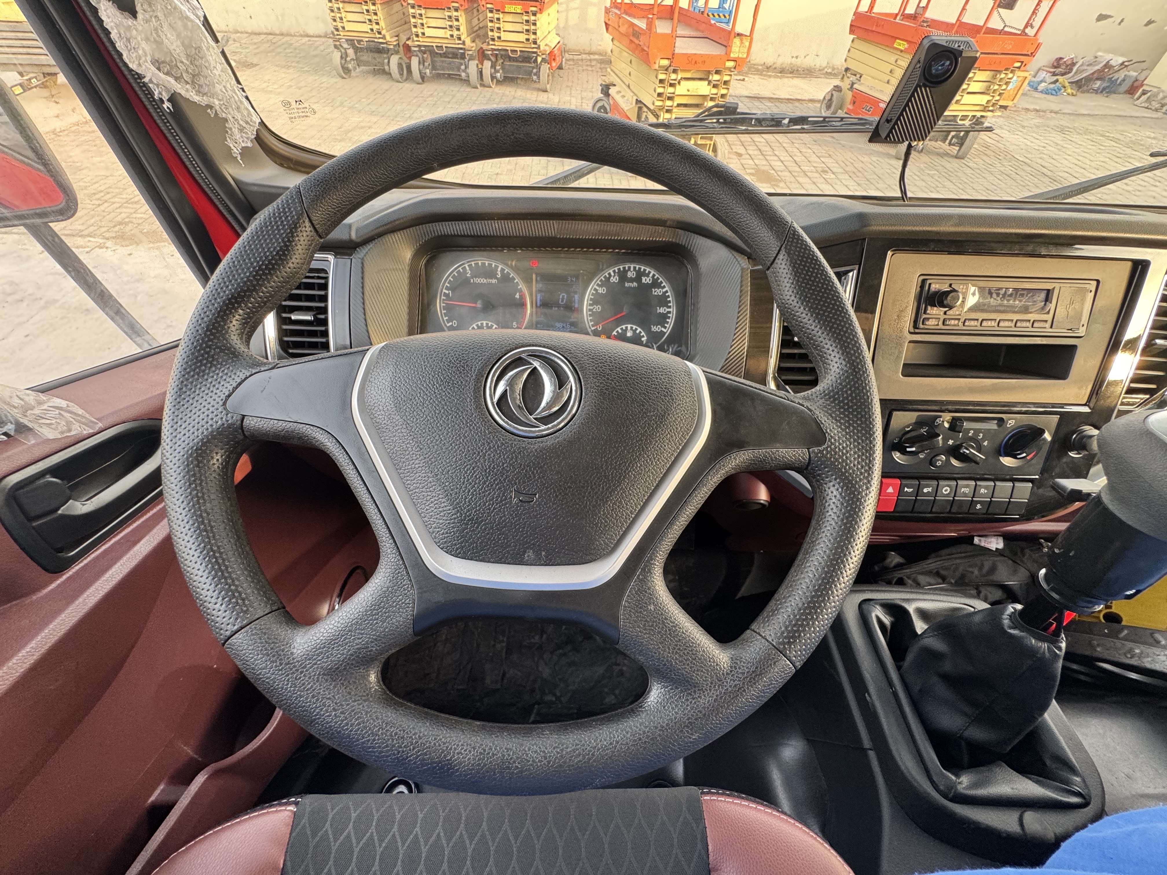BTC-004-XCMG-SQZ200-Boom-truck-cranes-inspection-Cabin-Steering-controls-3