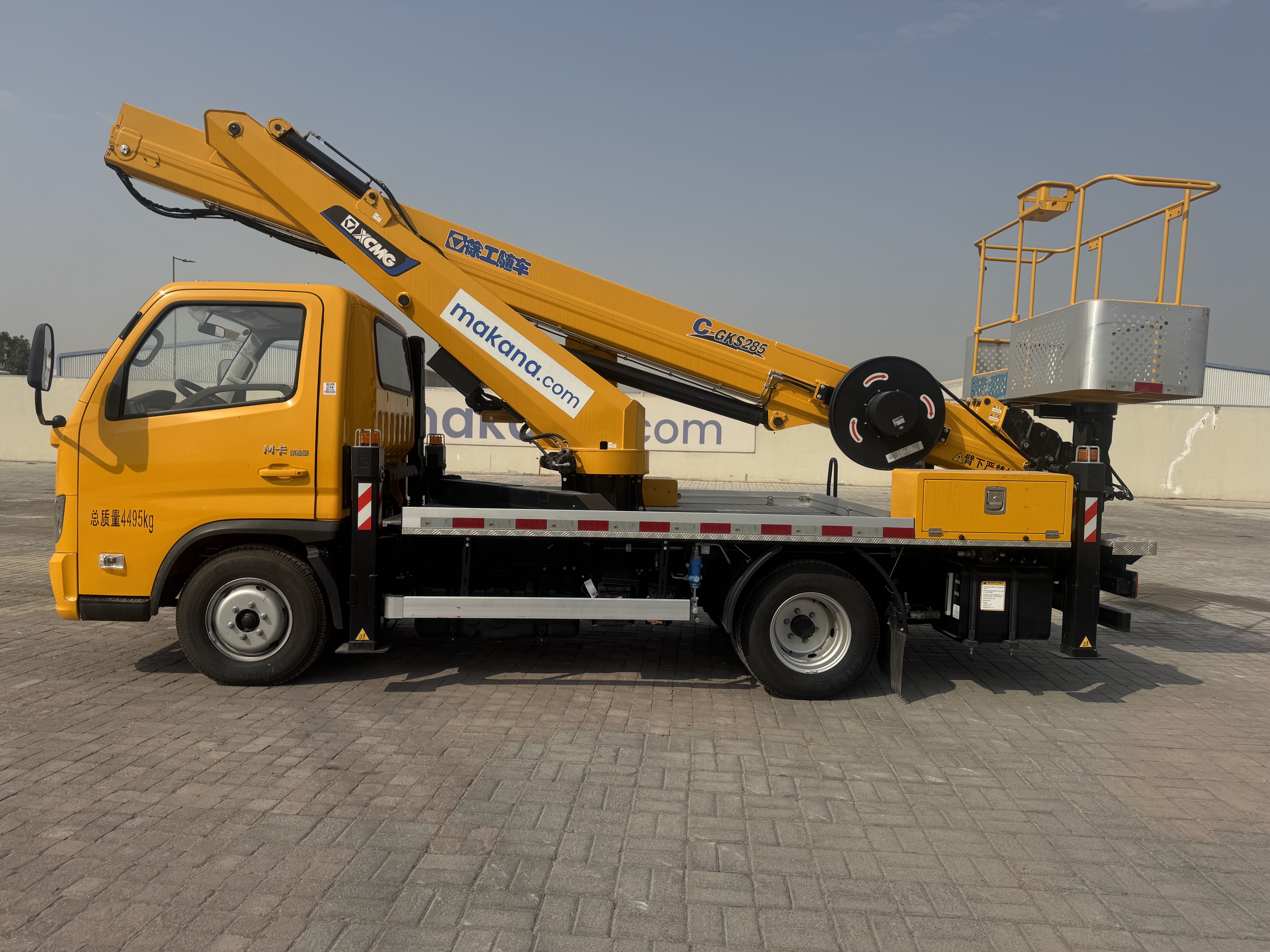 TMA-003-XCMG-GKS285-Truck-mounted-boom-lifts-inspection-Structure-Paint-1
