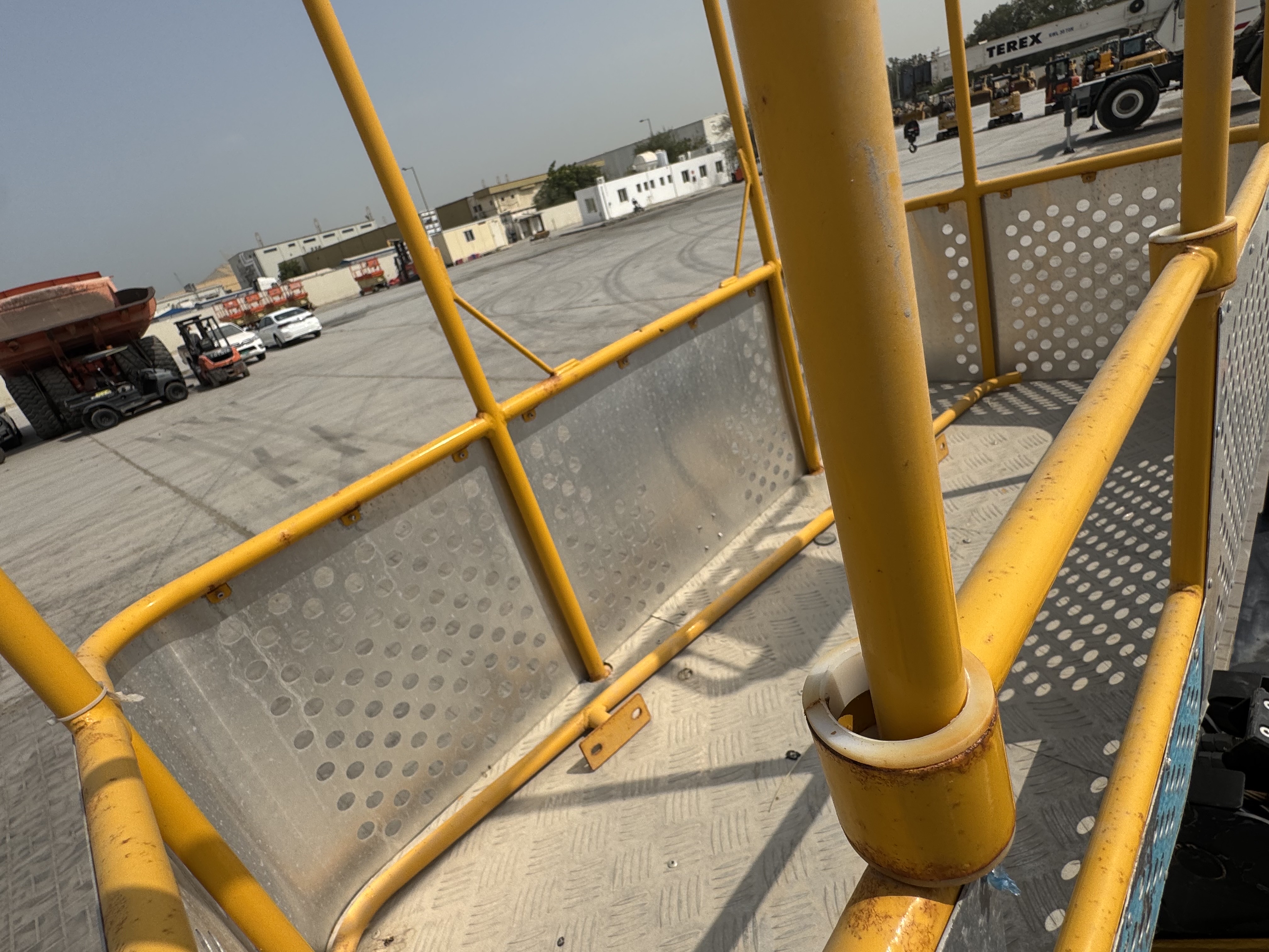 TMA-003-XCMG-GKS285-Truck-mounted-boom-lifts-inspection-Structure-Platform-1