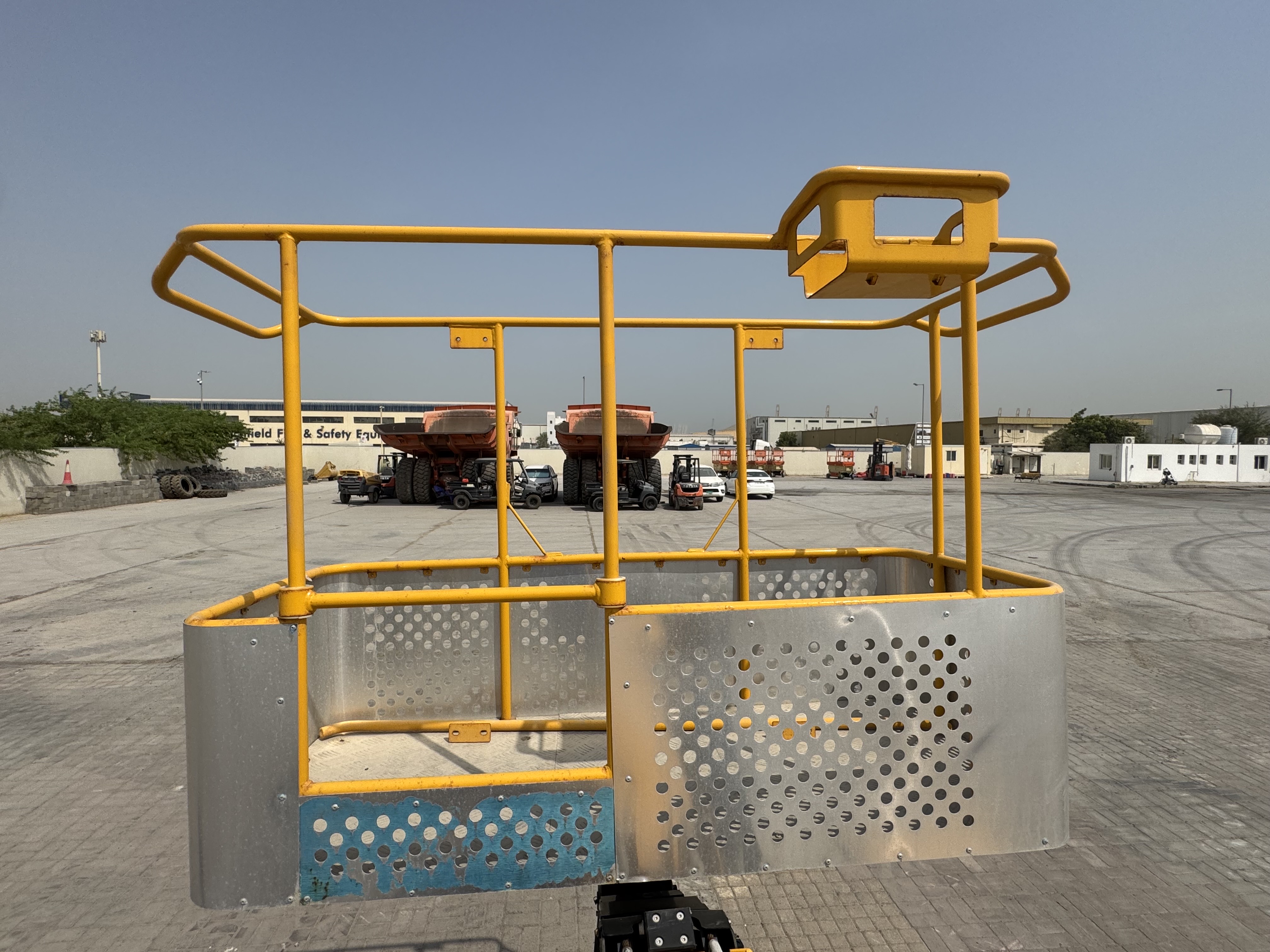 TMA-003-XCMG-GKS285-Truck-mounted-boom-lifts-inspection-Structure-Platform-1