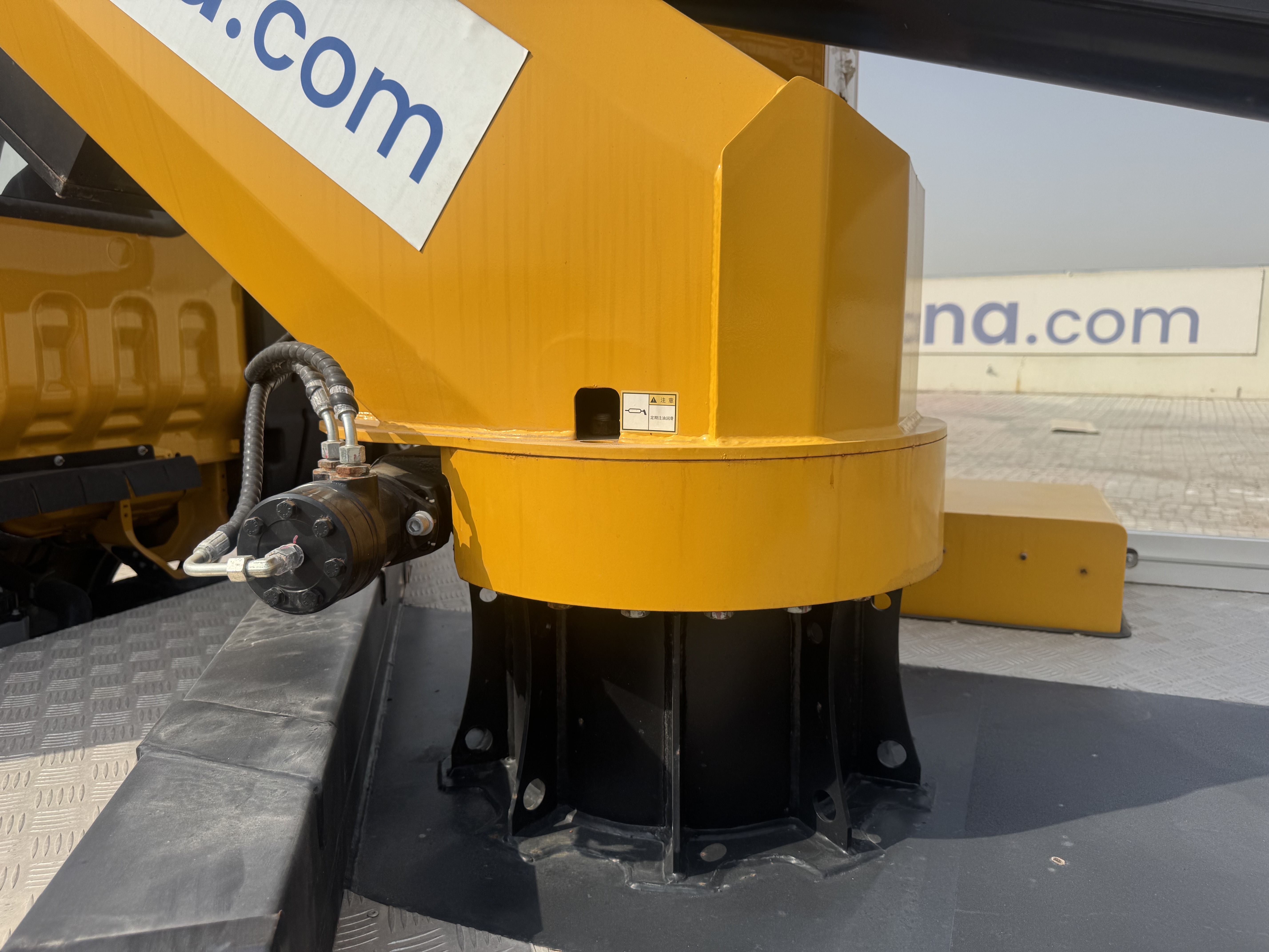 TMA-003-XCMG-GKS285-Truck-mounted-boom-lifts-inspection-Structure-Turntable/slewing-assembly-1