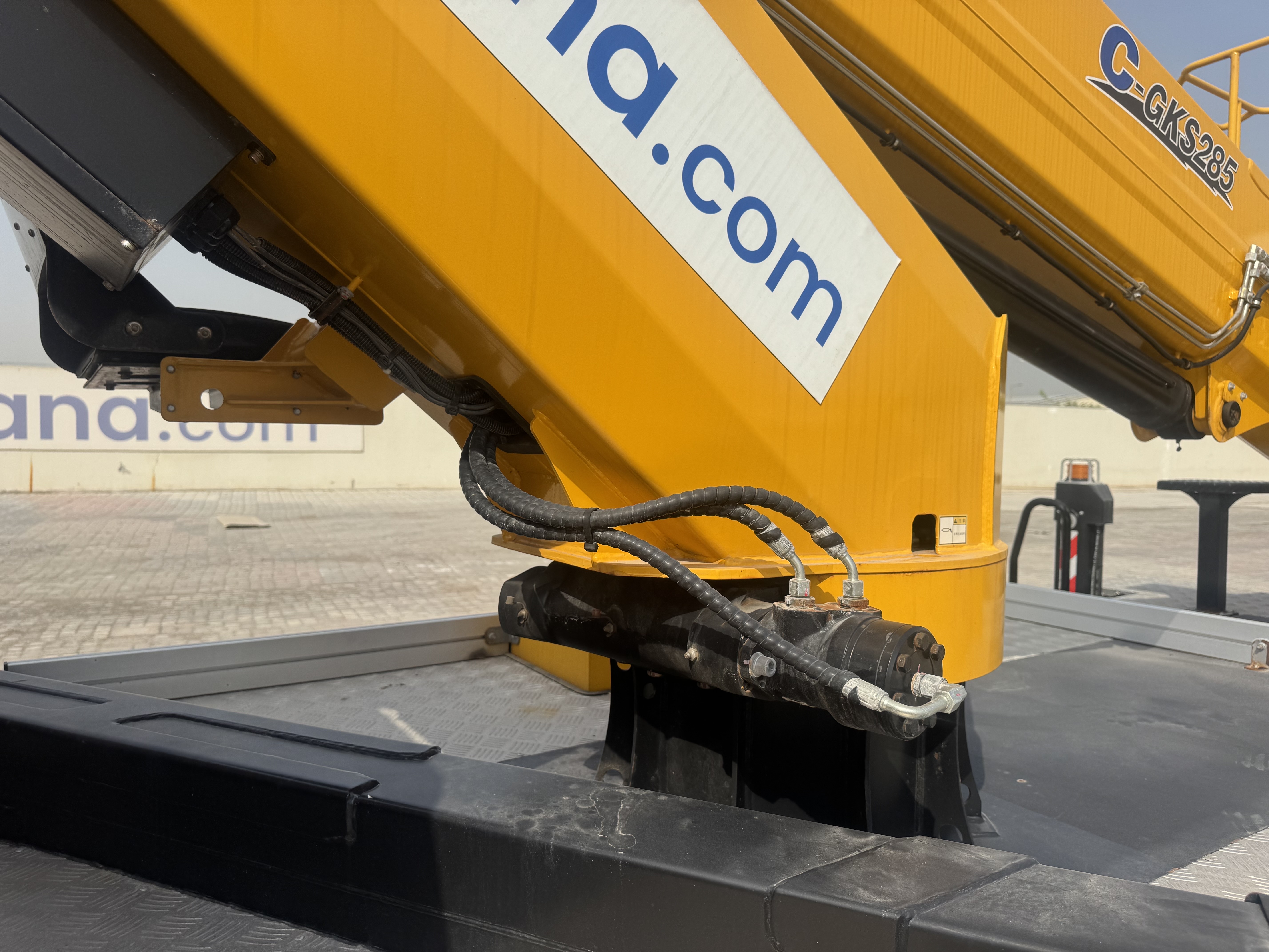 TMA-003-XCMG-GKS285-Truck-mounted-boom-lifts-inspection-Structure-Turntable/slewing-assembly-1