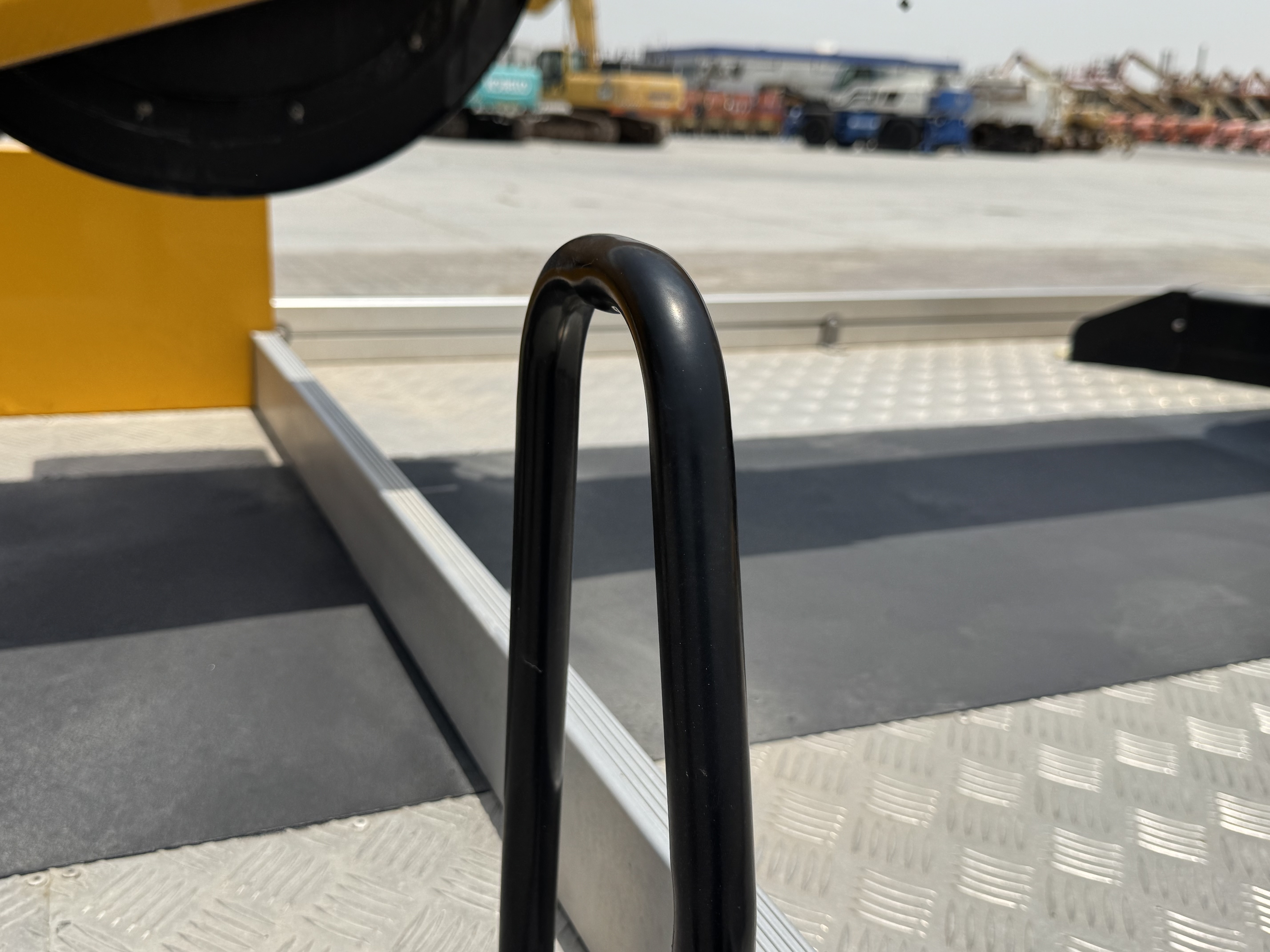 TMA-003-XCMG-GKS285-Truck-mounted-boom-lifts-inspection-Structure-Handrails-1
