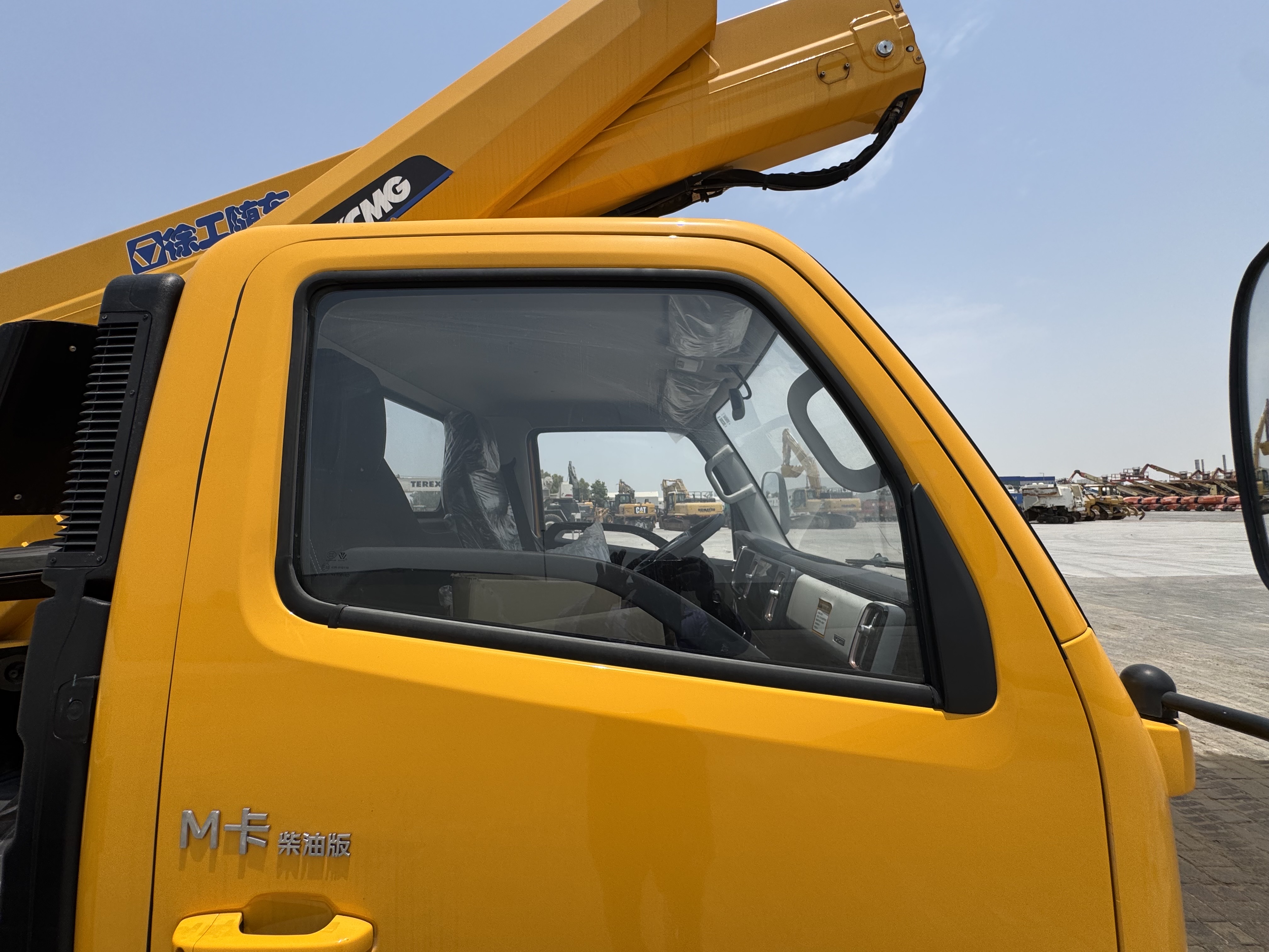 TMA-003-XCMG-GKS285-Truck-mounted-boom-lifts-inspection-Safety-Glass-1