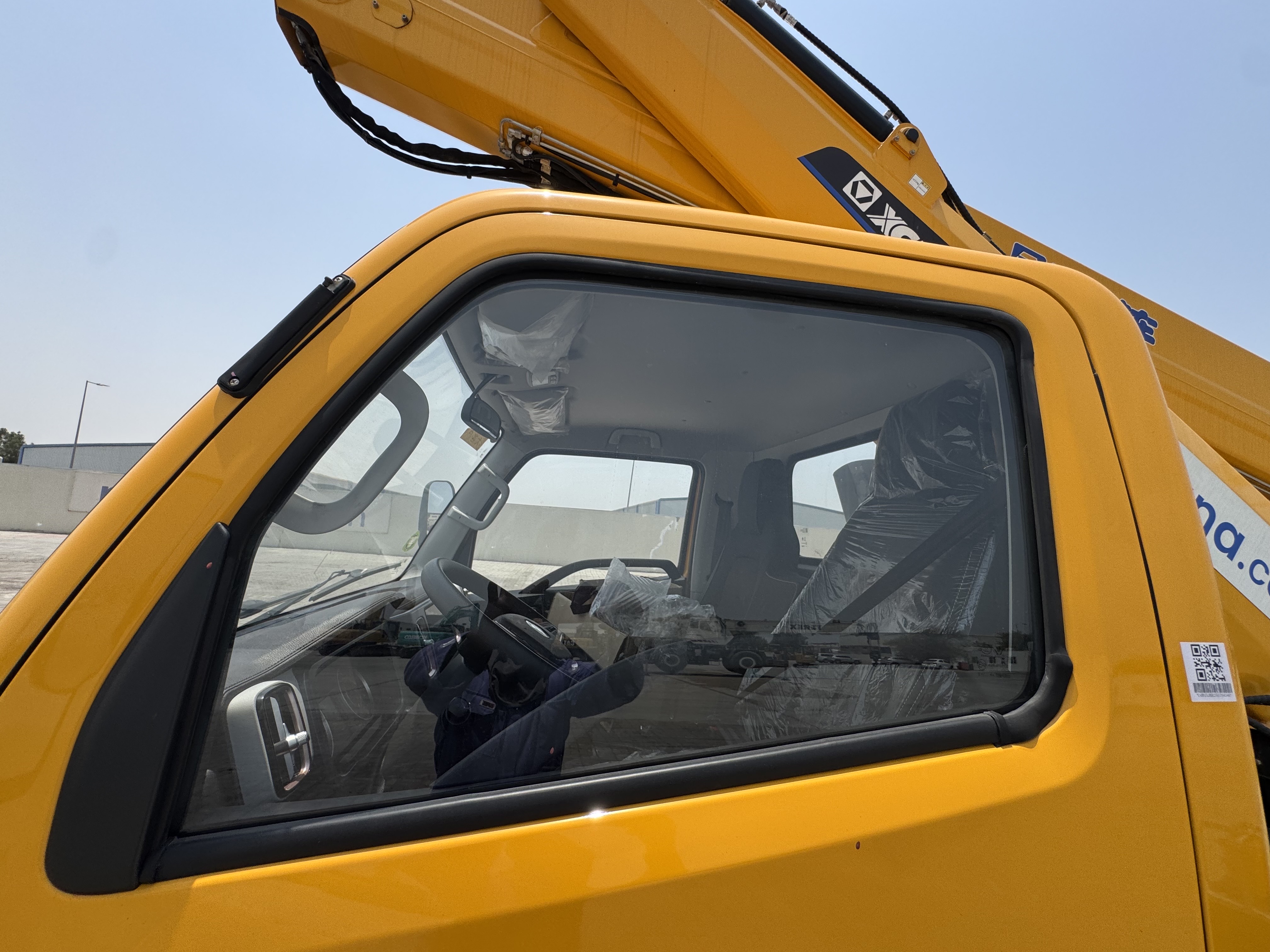 TMA-003-XCMG-GKS285-Truck-mounted-boom-lifts-inspection-Safety-Glass-1