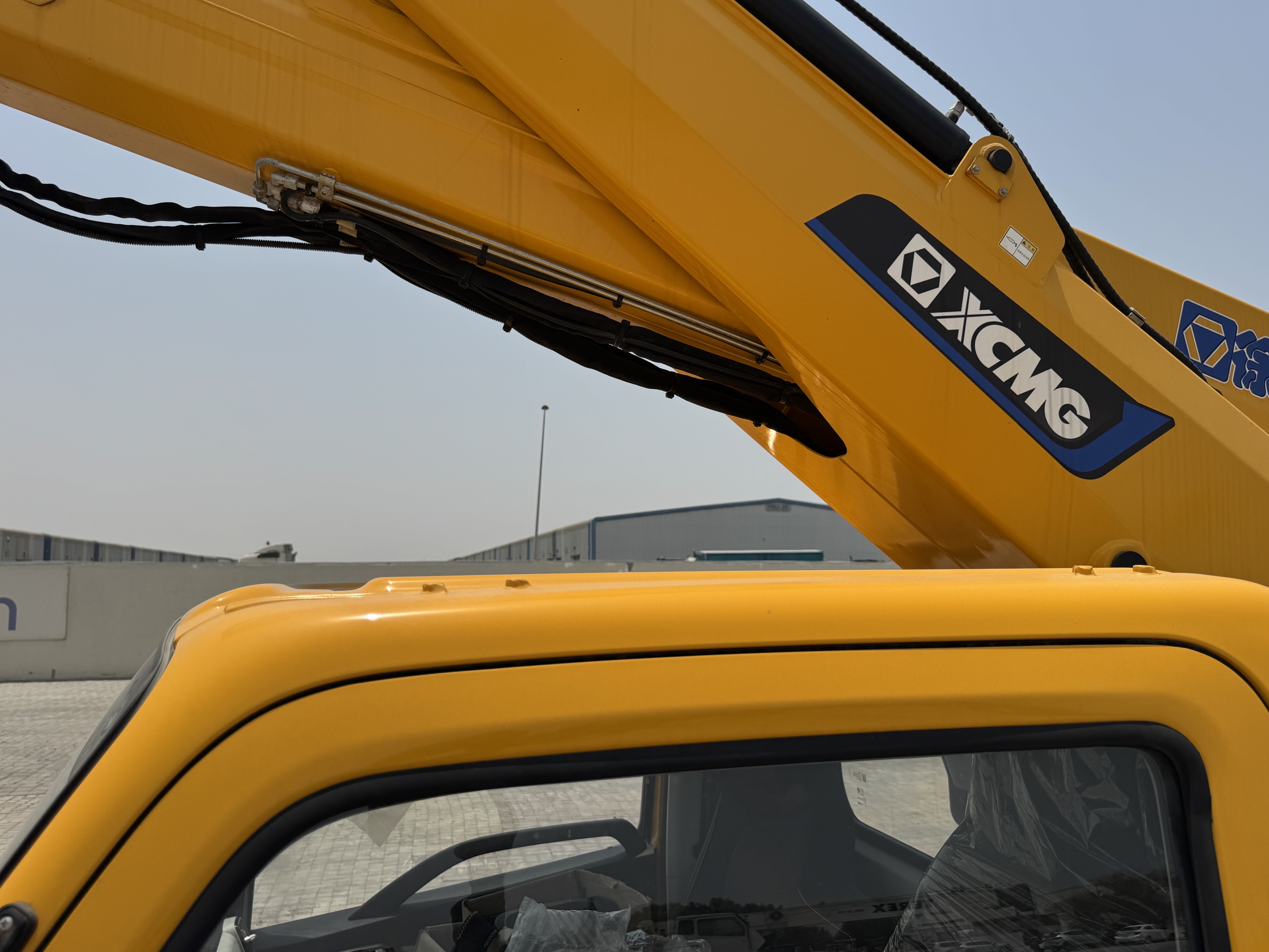 TMA-003-XCMG-GKS285-Truck-mounted-boom-lifts-inspection-Safety-Rollover-protective-structure-(ROPS-/-FOPS)-1