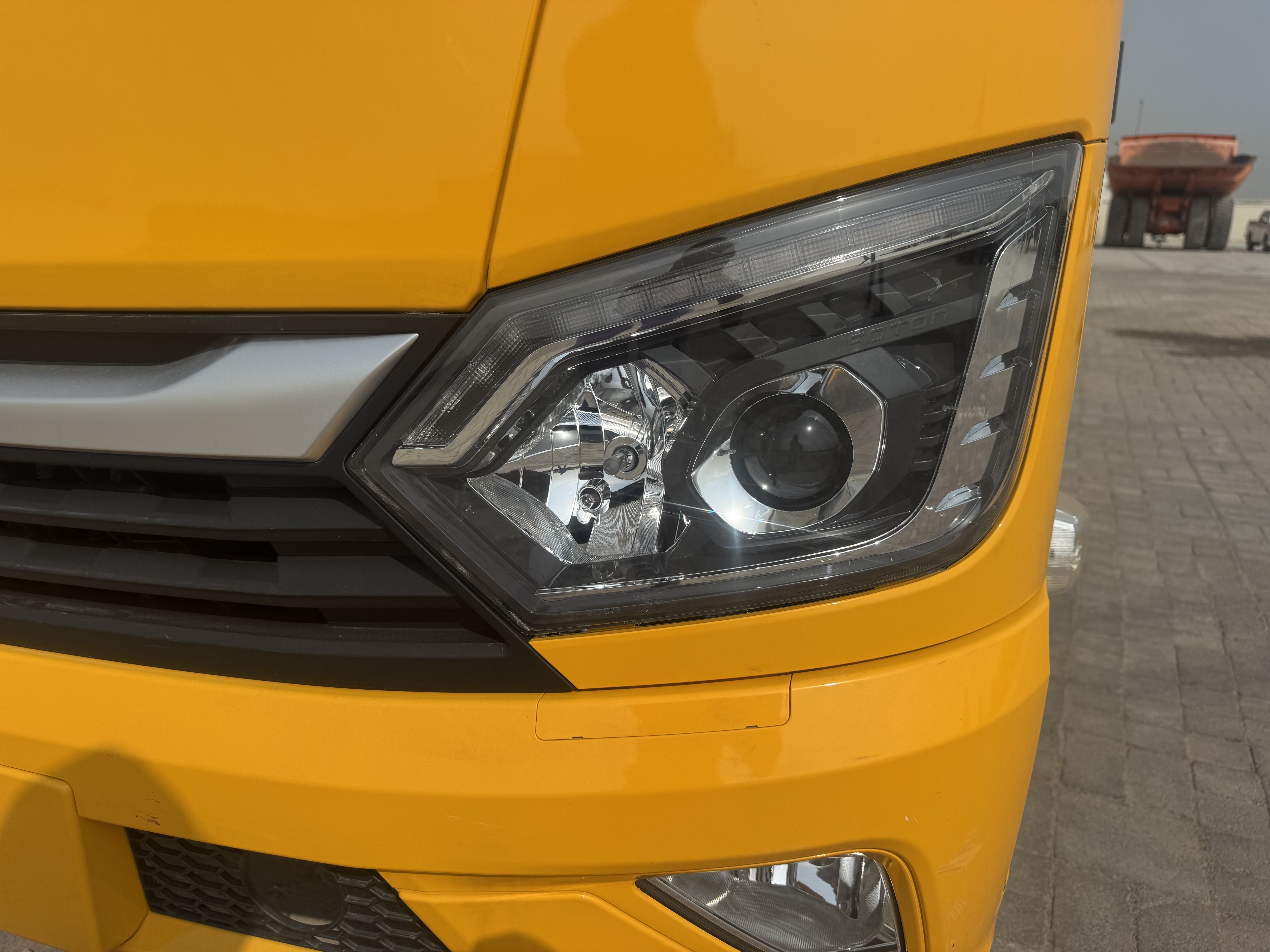 TMA-003-XCMG-GKS285-Truck-mounted-boom-lifts-inspection-Electronics-Lights-and-signals-1