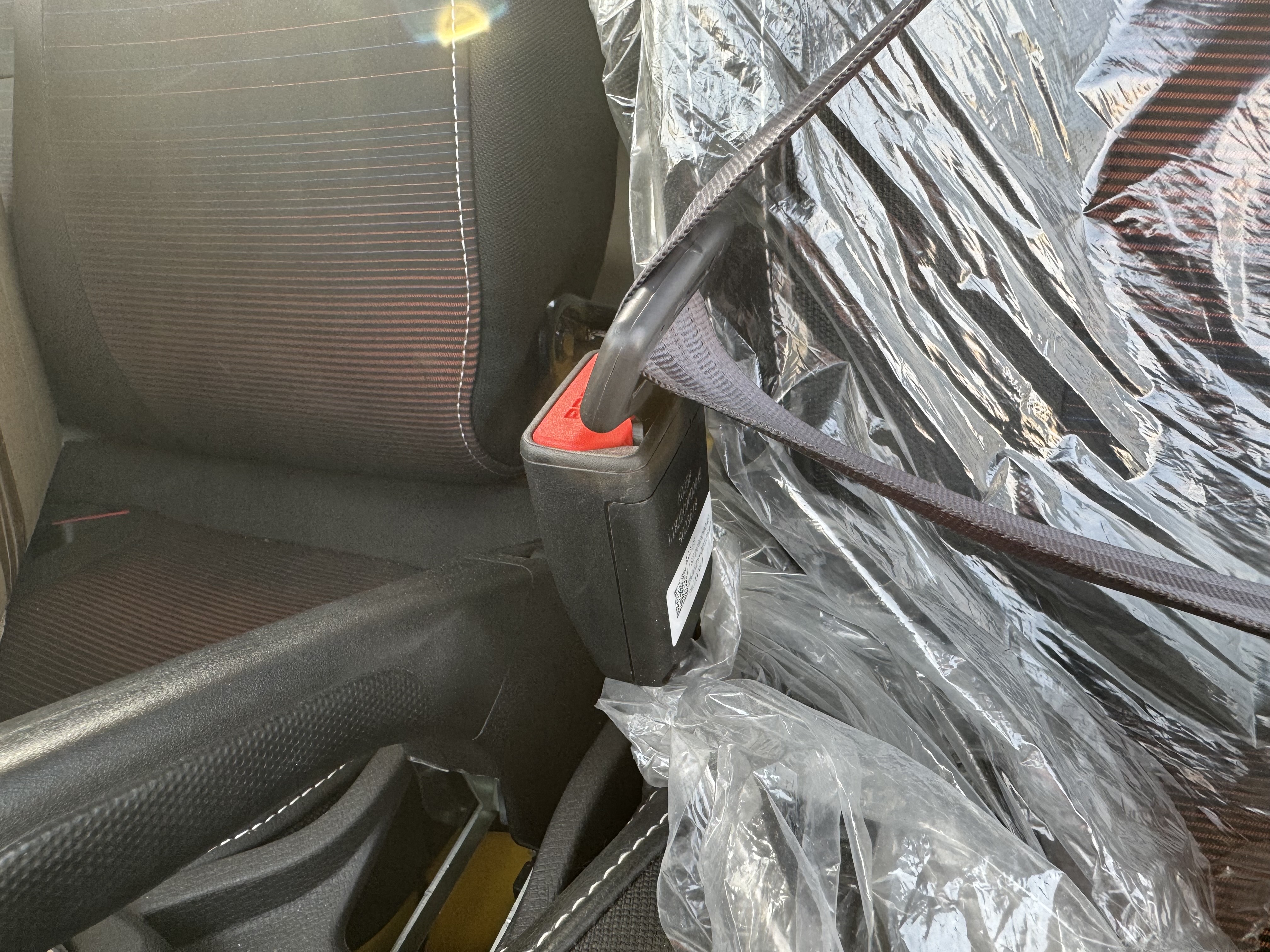 TMA-003-XCMG-GKS285-Truck-mounted-boom-lifts-inspection-Safety-Seat-belts-1