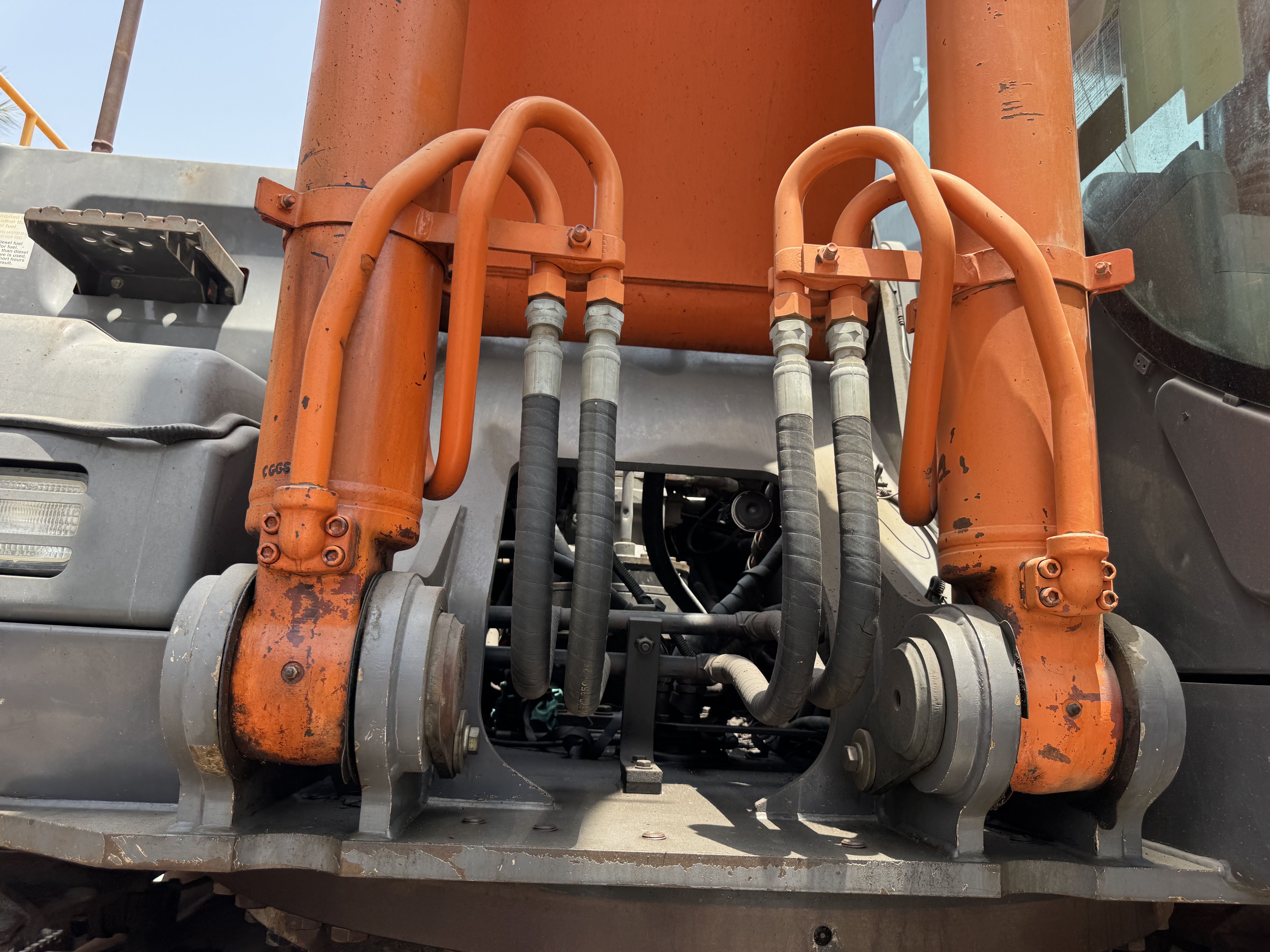 MDX-026-Hitachi-ZX350LC-3-Medium-excavators-inspection-Hydraulics-Turntable/slewing-assembly-1