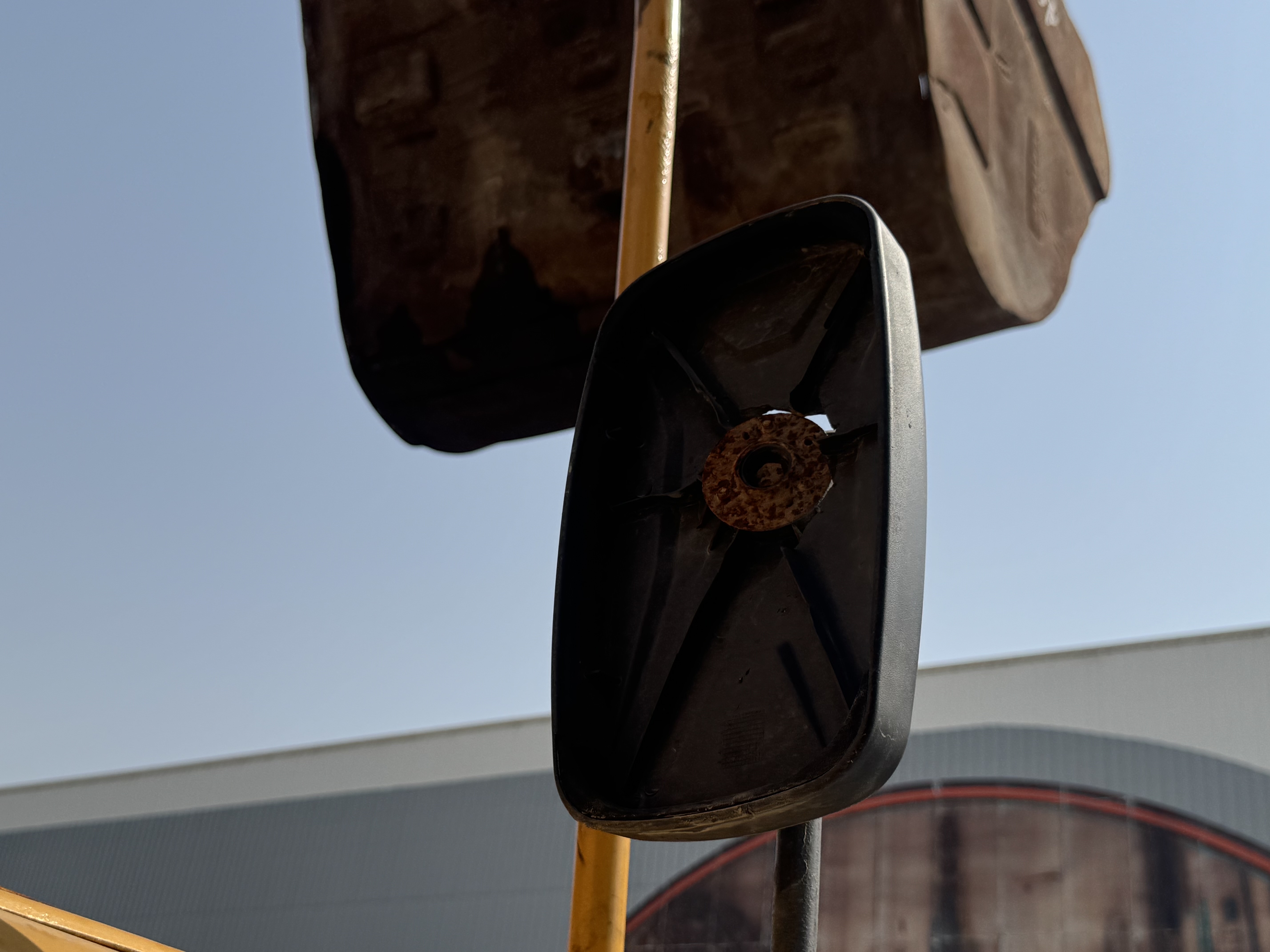 LEX-008-Volvo-EC480DL-Large-excavators-inspection-Cabin-Mirrors-1