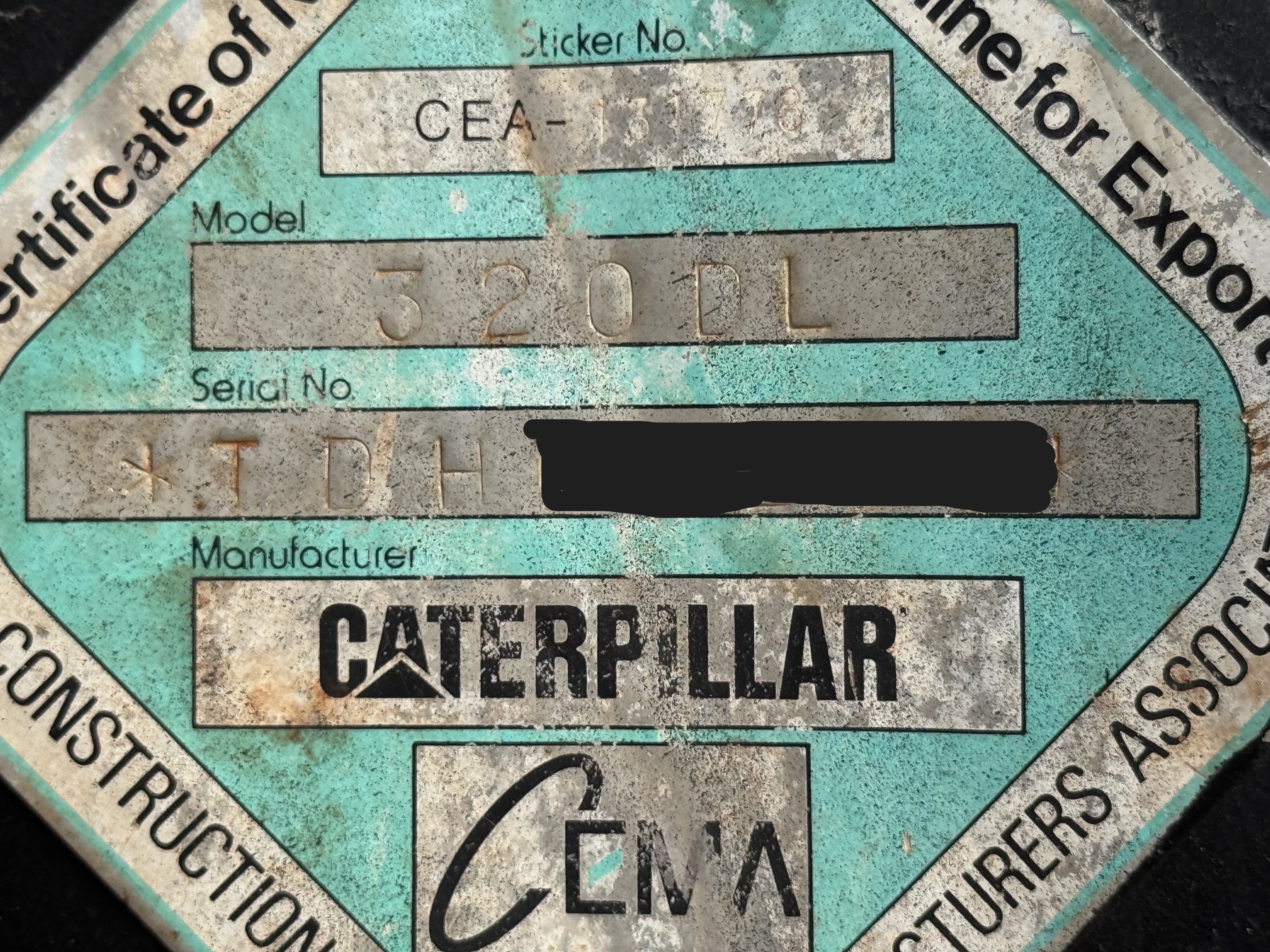 MDX-022-Cat-320DL-Medium-excavators-inspection-General-Serial-number-3