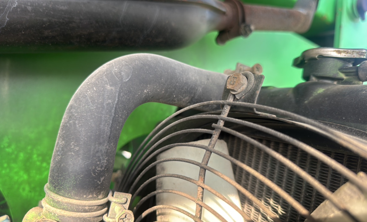 BLA-019-Nifty-210SD-Boom-lifts-inspection-Engine-Hoses-1