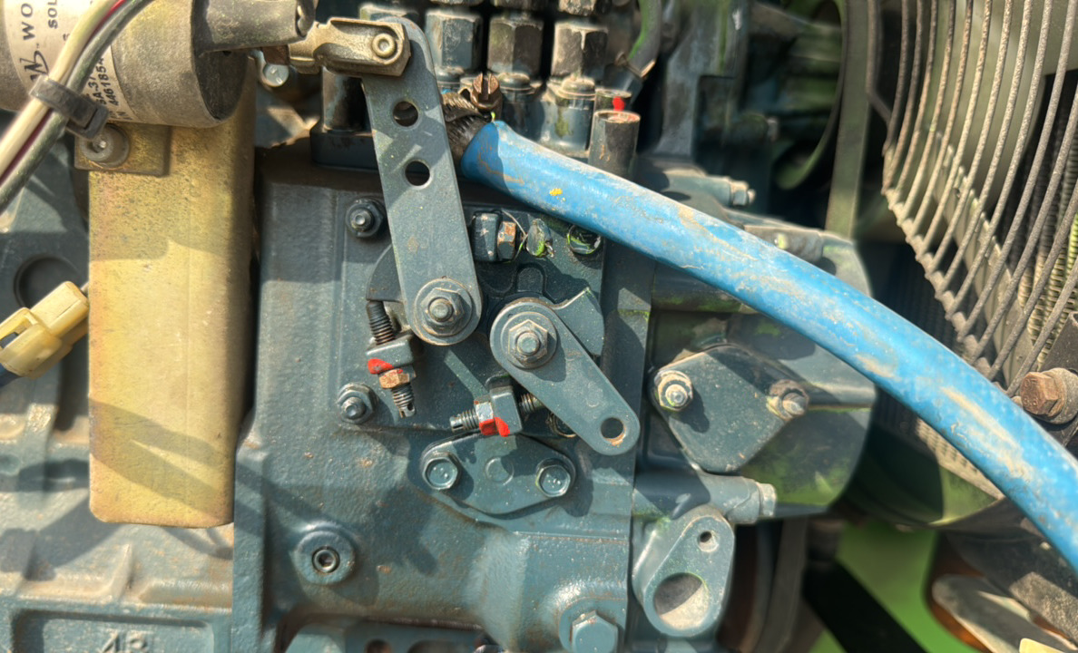 BLA-019-Nifty-210SD-Boom-lifts-inspection-Engine-Fuel-leaks-1
